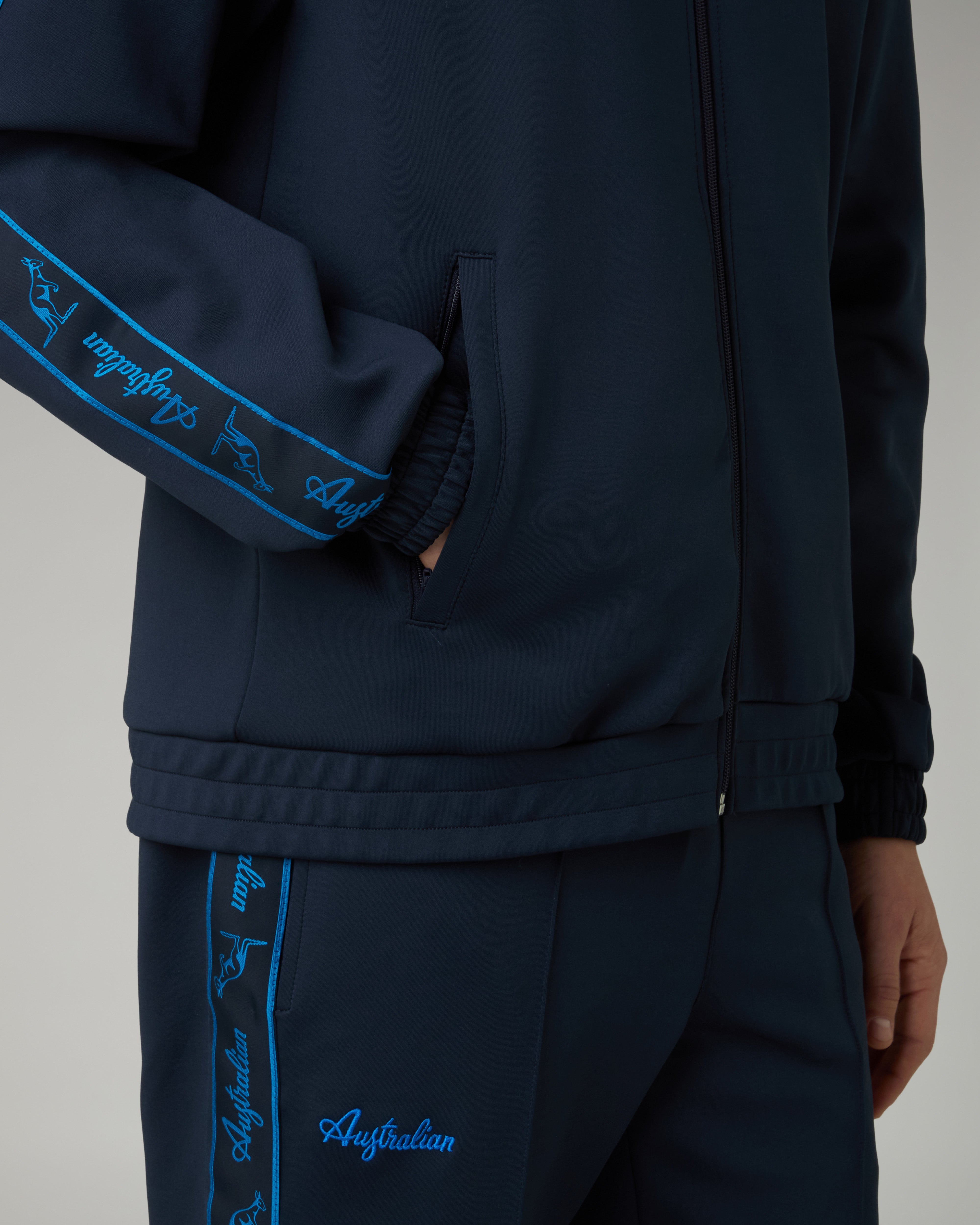 australian-blue-tape-tracksuit-eclipse-blue-tuta-shot-con-tape image 5