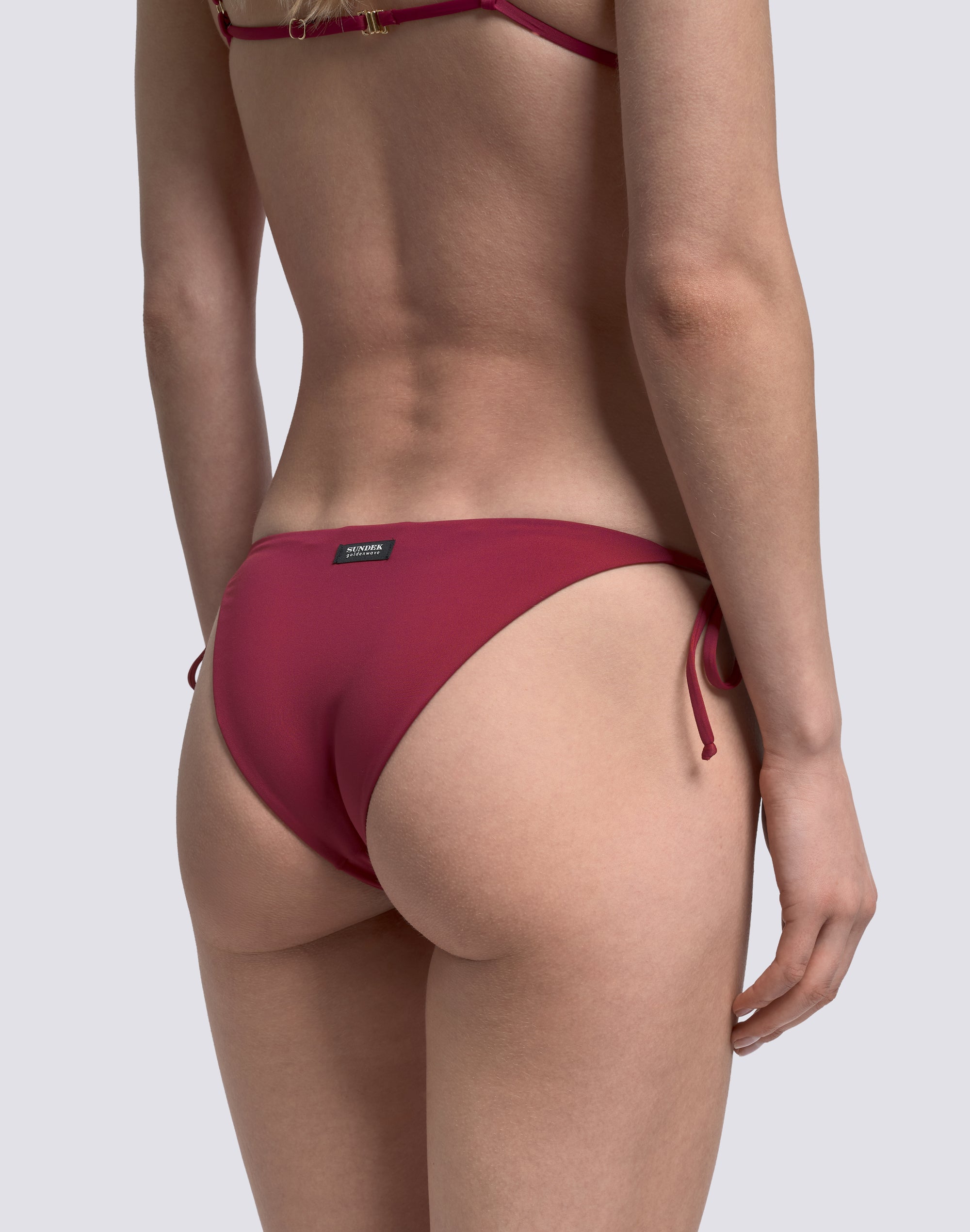 sundek-anita-slip-bikini-donna-fianchi-regolabili-tinta-unita image 4