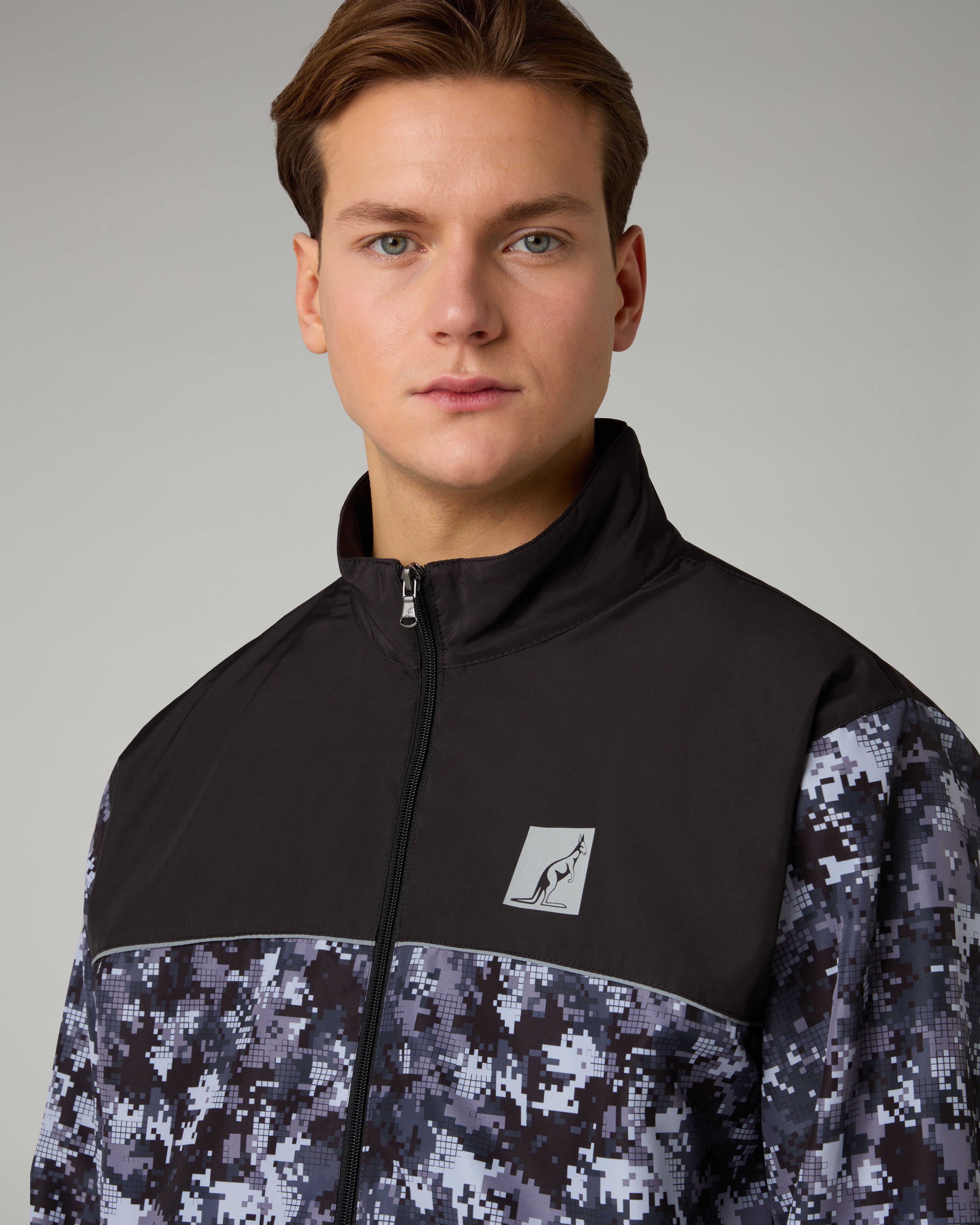 australian-digital-track-jacket-giacca-nera-water-resistant image 4