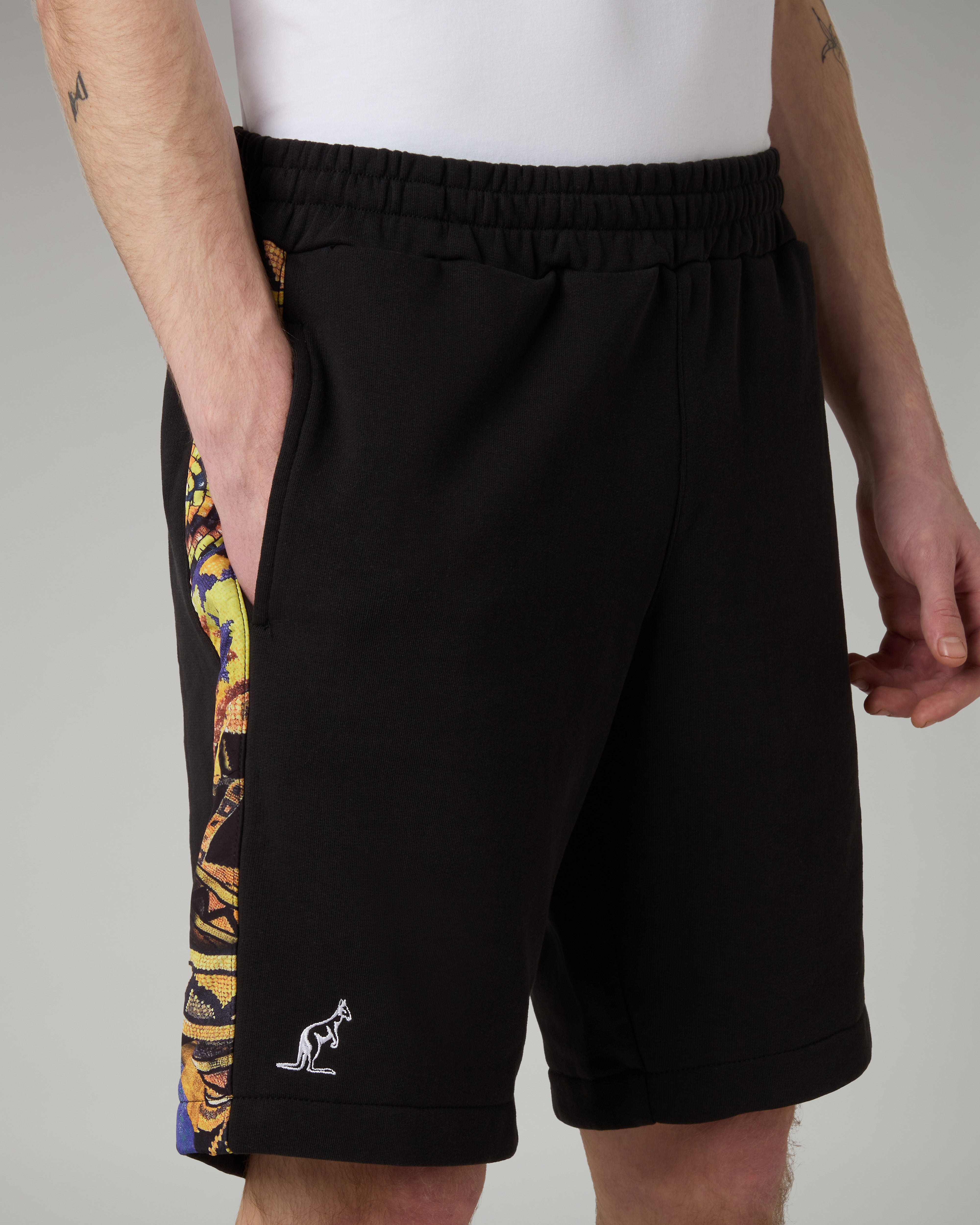 australian-mistero-file-short-short-in-felpa-nero image 4