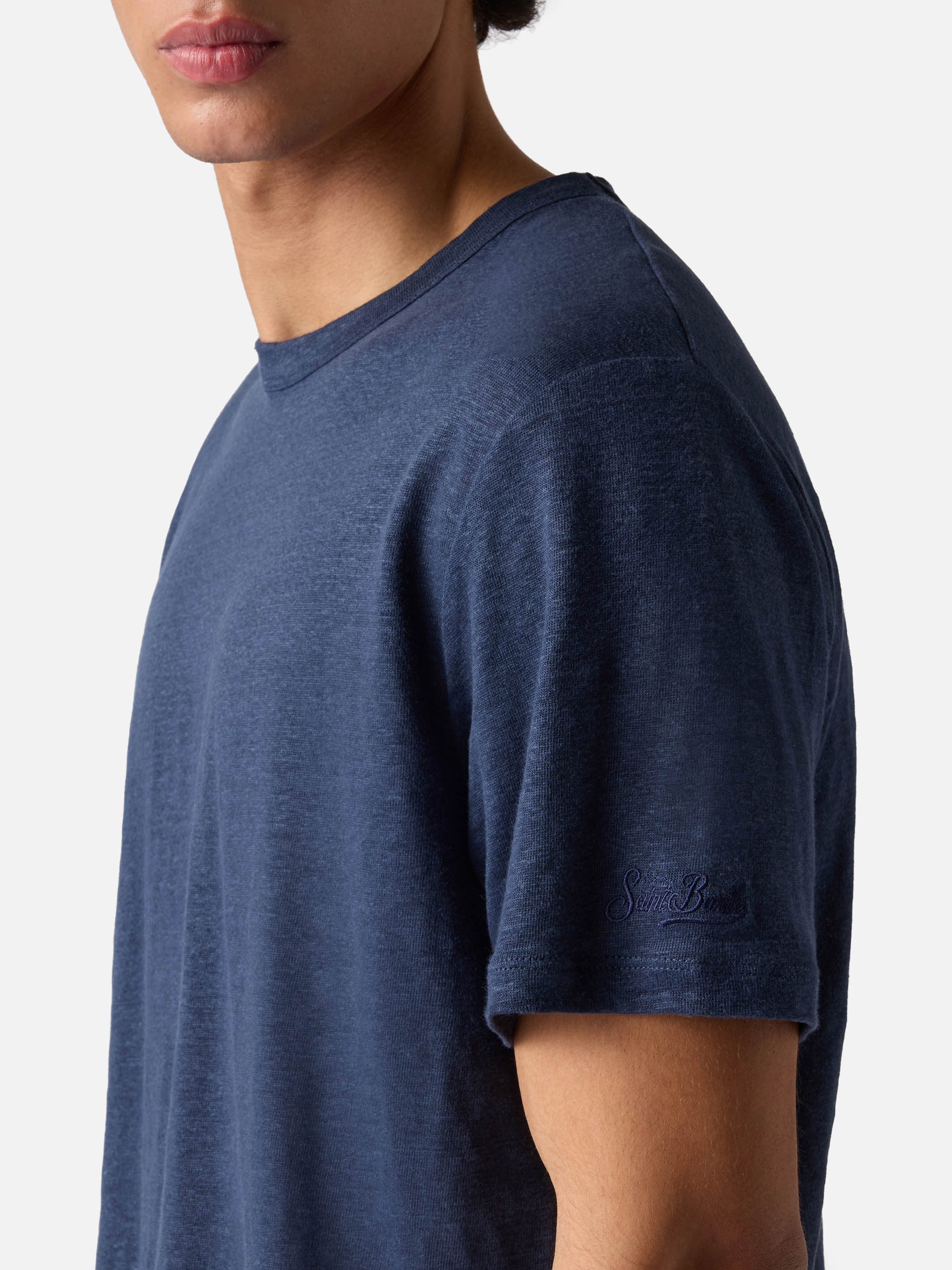 mc2-saint-barth-t-shirt-ecstasea-uomo-in-puro-lino-blu-con-logo-ricamato image 3