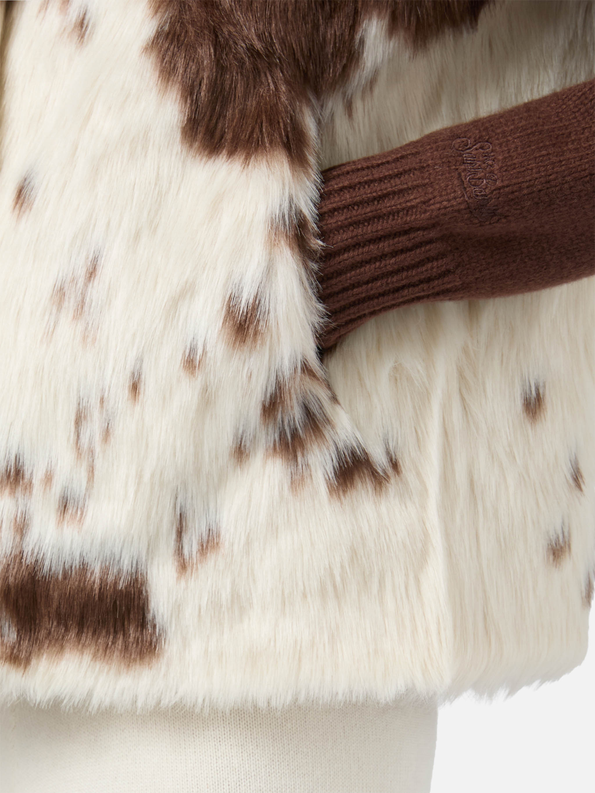 mc2-saint-barth-gilet-ambre-in-faux-fur-con-stampa-muccata image 5