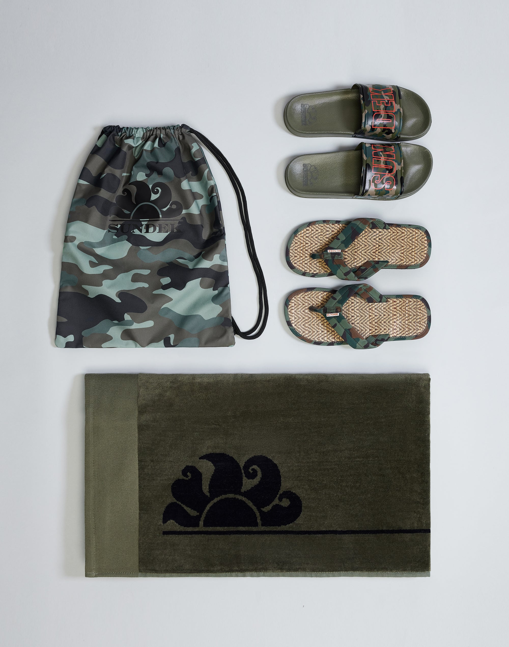 sundek-irvine-zaino-sacca-in-nylon-stampa-camouflage-42x33-cm image 4
