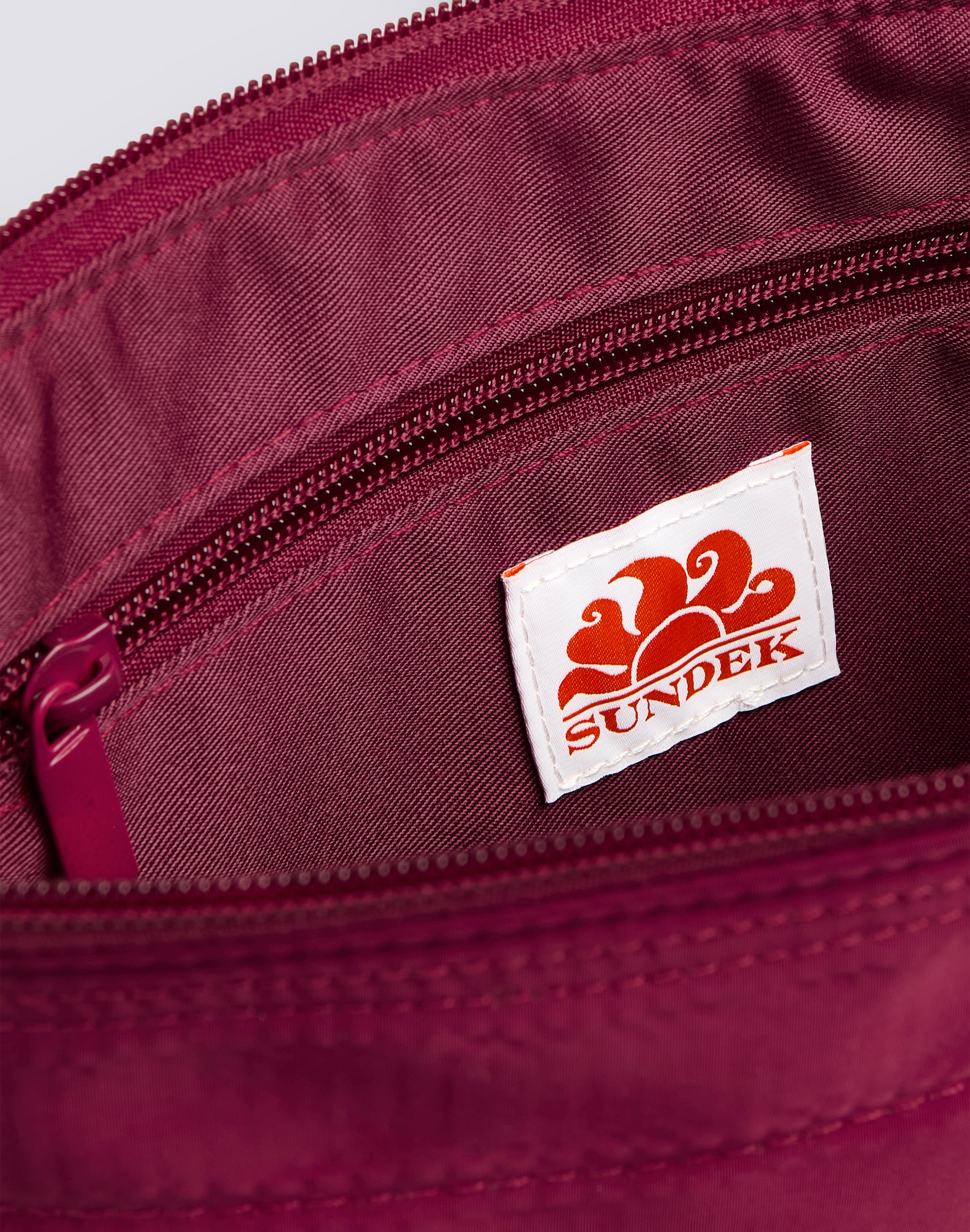 sundek-ludwig-pochette-mare-con-dettaglio-arcobaleno-3 image 3