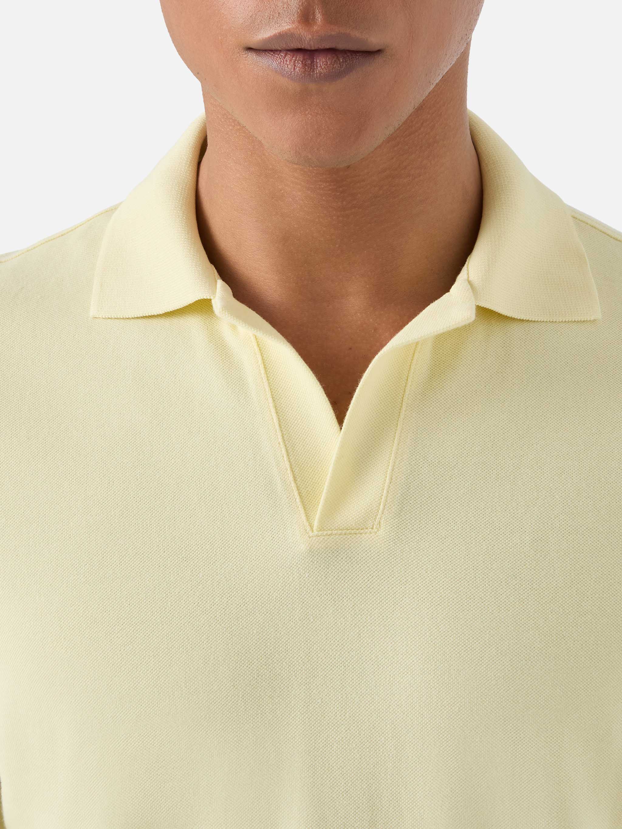 mc2-saint-barth-charles-polo-uomo-in-piquet-di-cotone-giallo-burro image 2