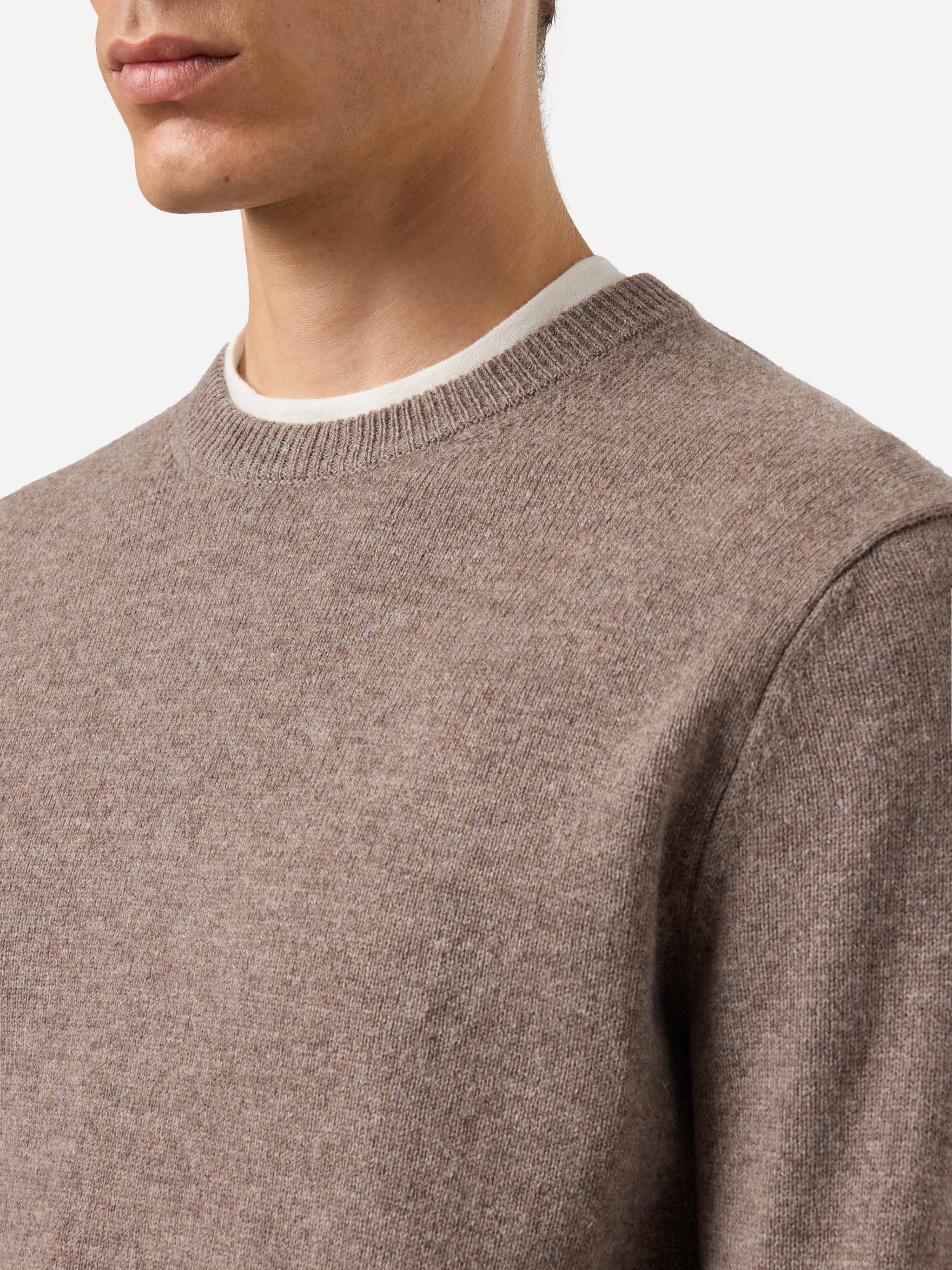 mc2-saint-barth-maglione-uomo-regent-in-100-lambswool-nocciola image 2