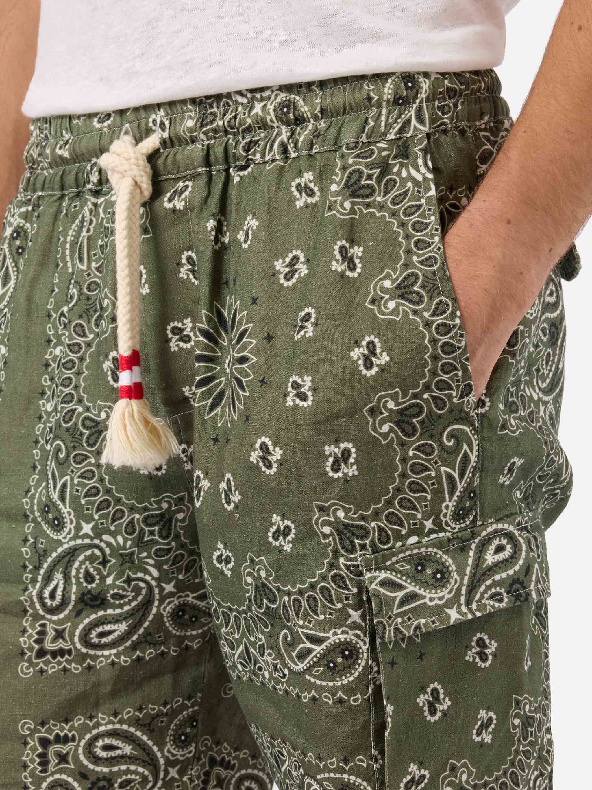 mc2-saint-barth-bermuda-marseille-uomo-in-lino-bandana-verde-militare image 3