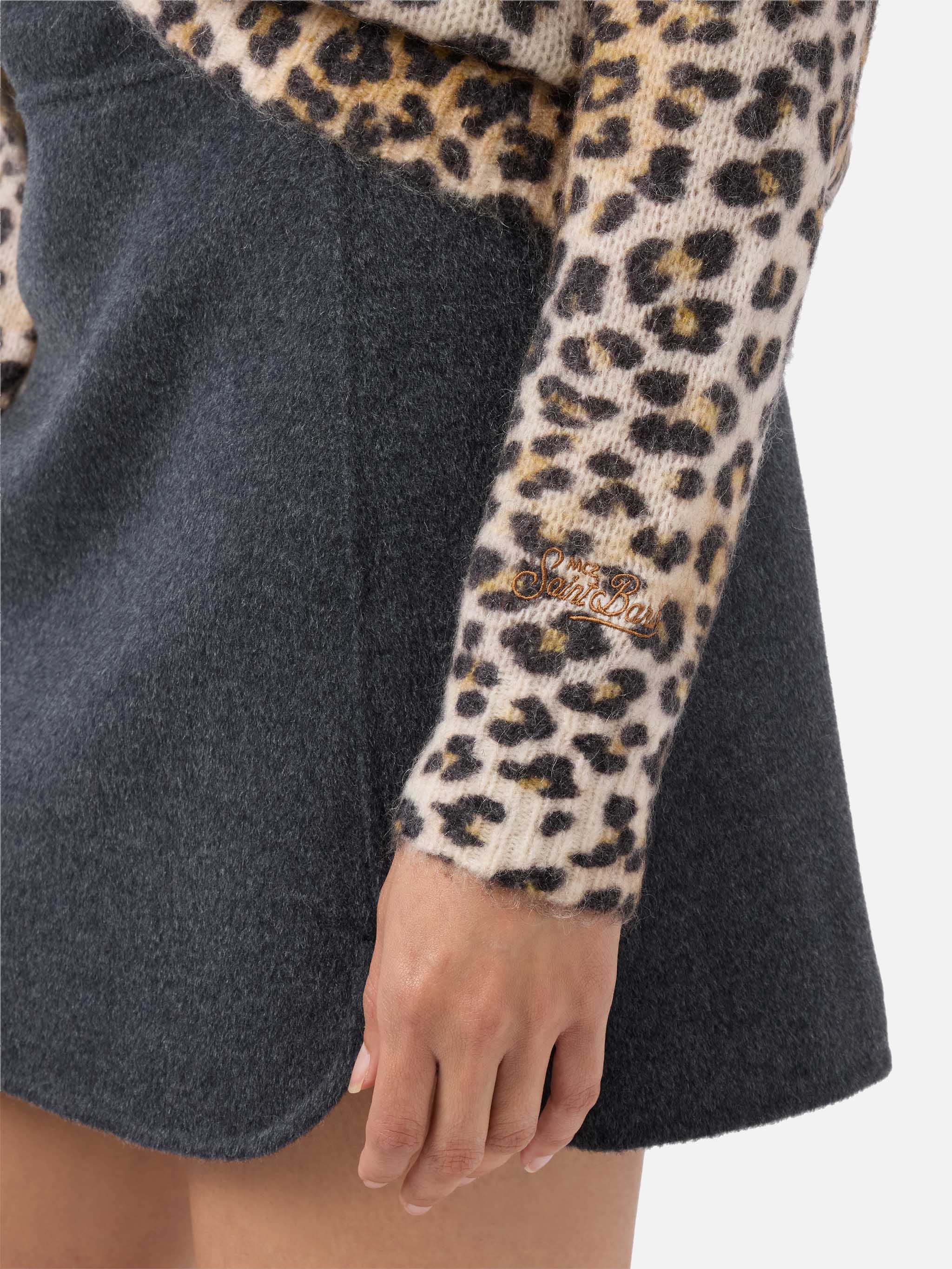 mc2-saint-barth-pullover-donna-ela0002-scollo-a-v-mohair-cammello-leopardato image 4