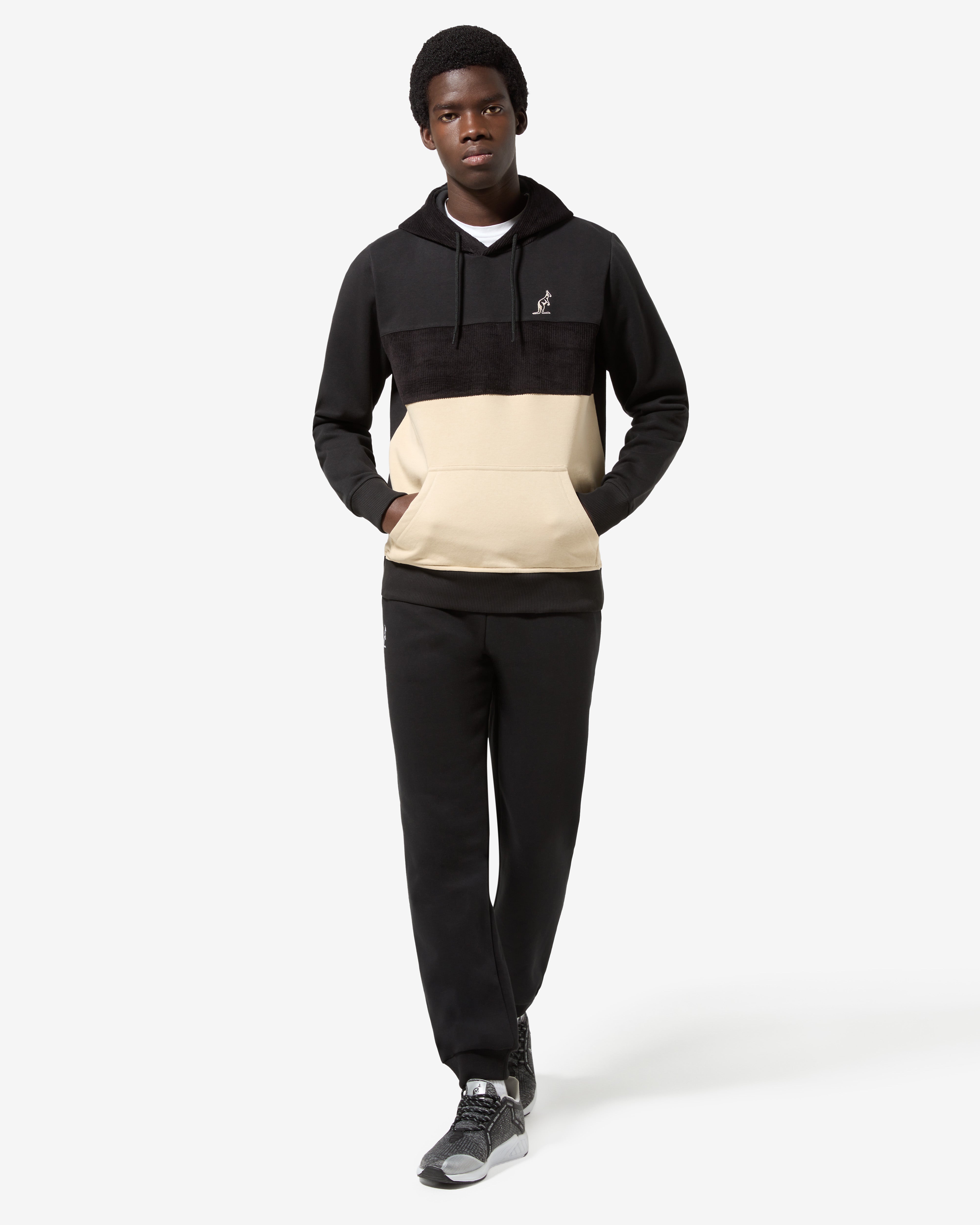 australian-style-hoodie-nero-in-corduroy-con-cappuccio image 2