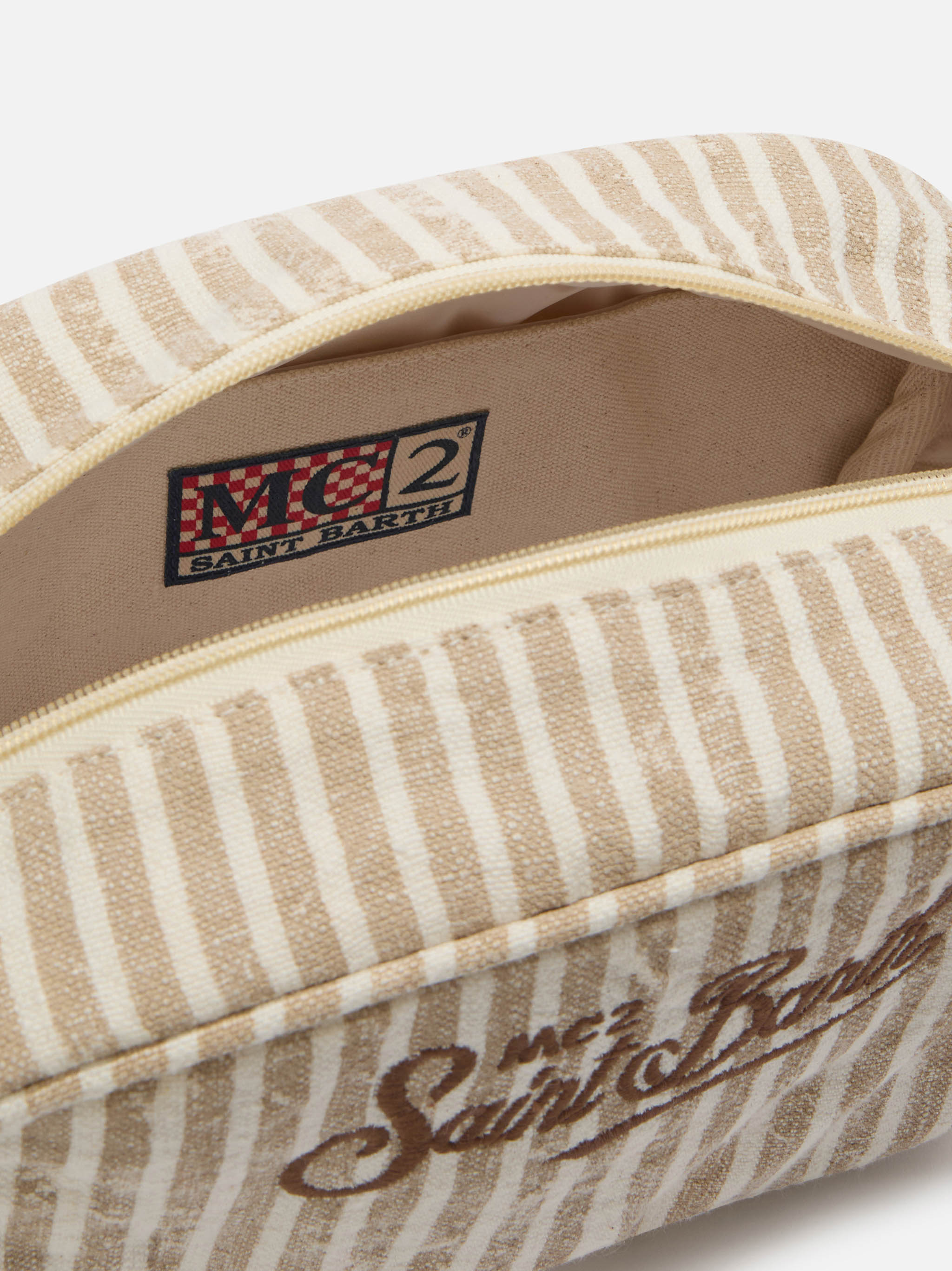 mc2-saint-barth-westwood-beauty-bag-in-lino-beige-a-righe-bianche image 4
