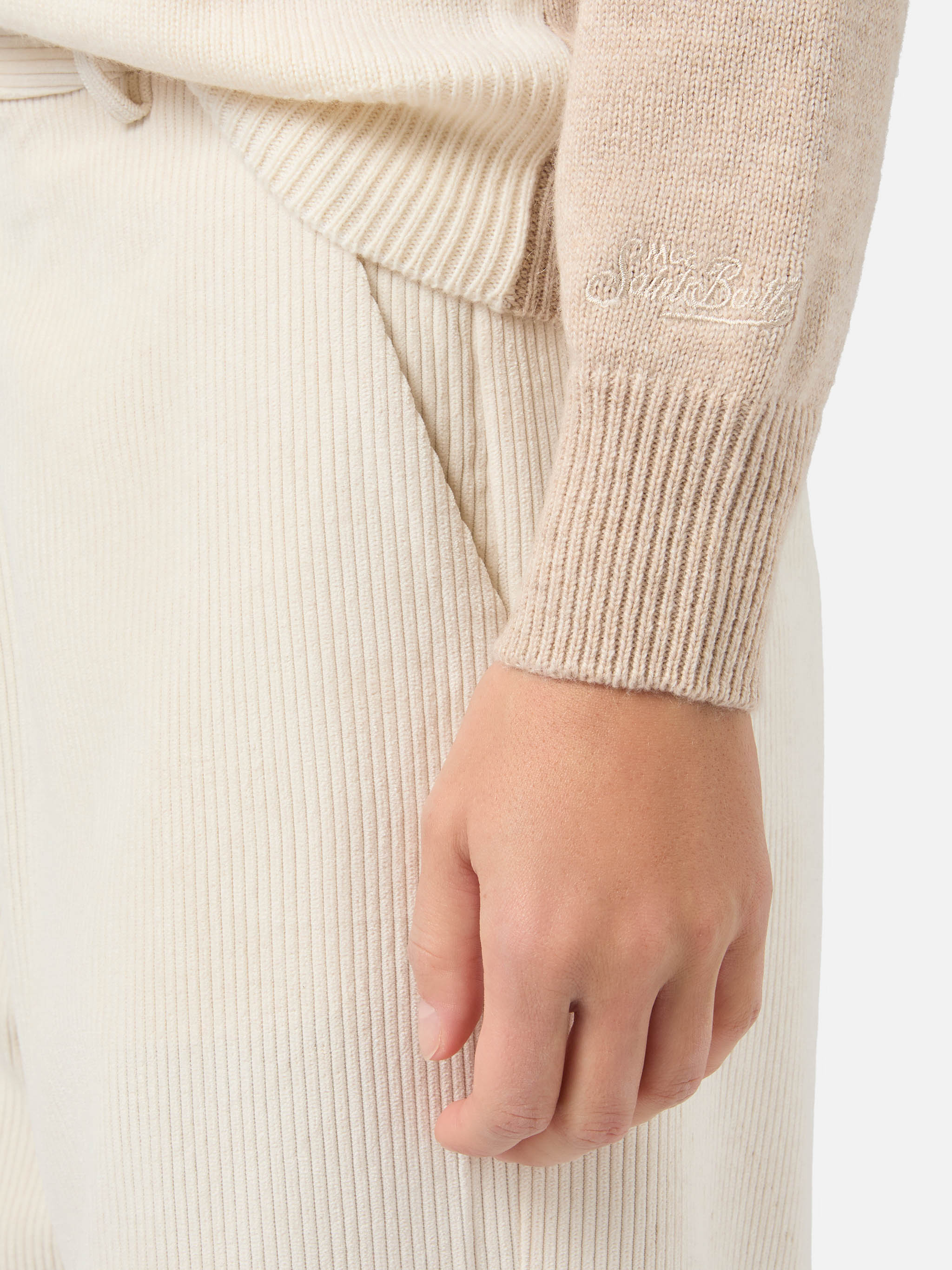mc2-saint-barth-maglione-new-queen-in-misto-cashmere-beige-con-jacquard-cartolin image 4