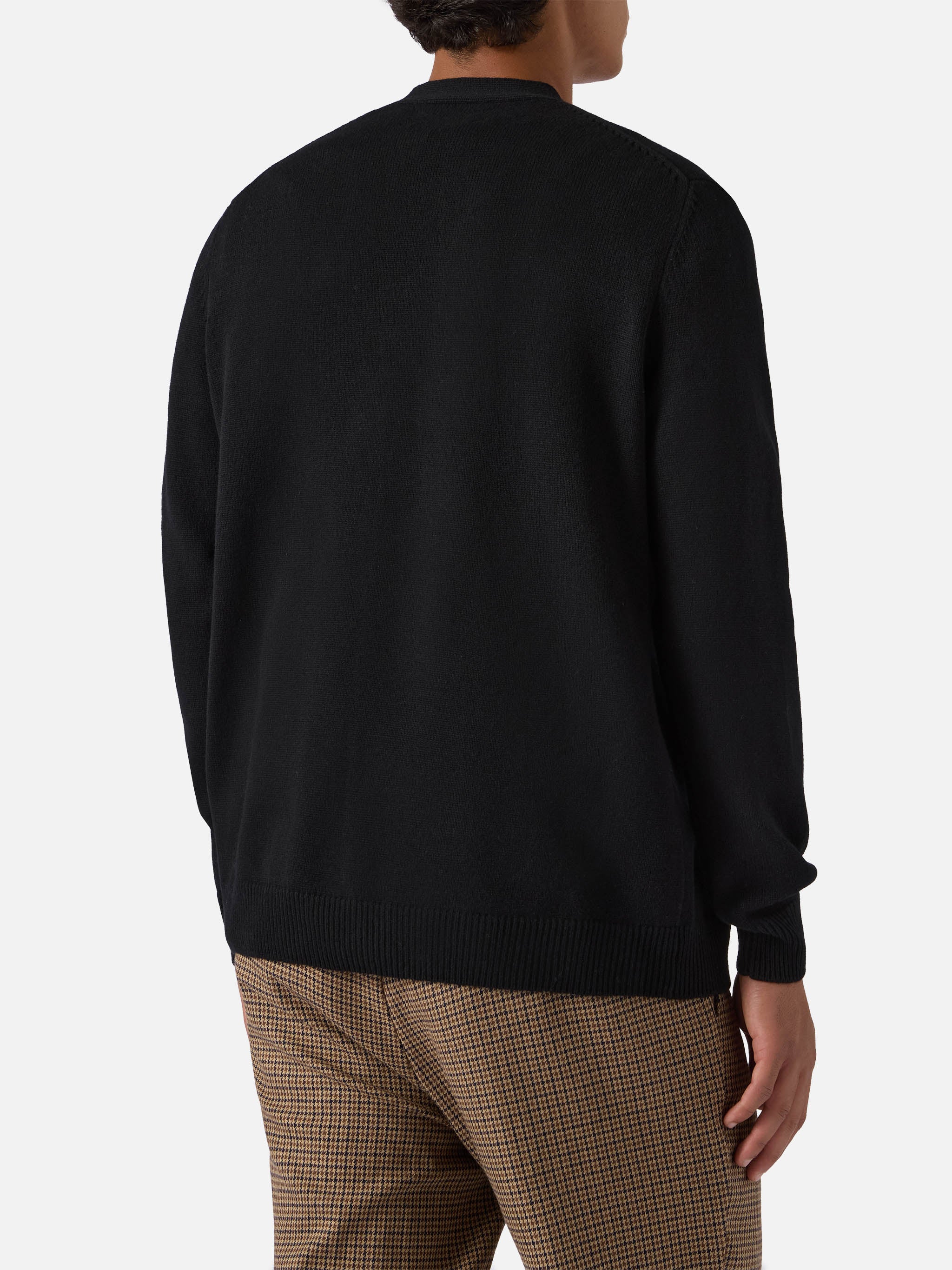 mc2-saint-barth-herrison-cardigan-uomo-in-pura-lana-nero image 3