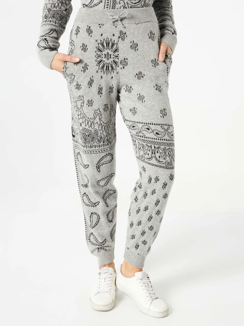 mc2-saint-barth-pantaloni-jogger-donna-maglia-jacquard-bandana-bianca image 1