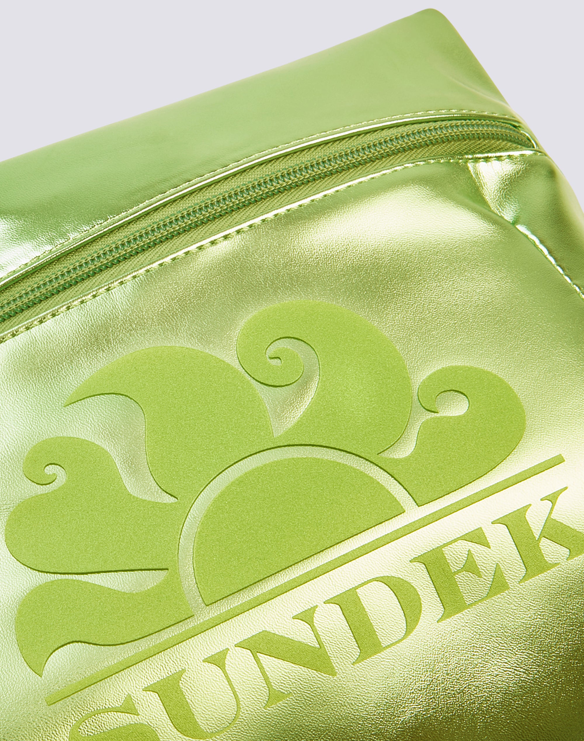 sundek-goldenwave-borsa-clutch-laminata-con-logo-22x27-cm image 3