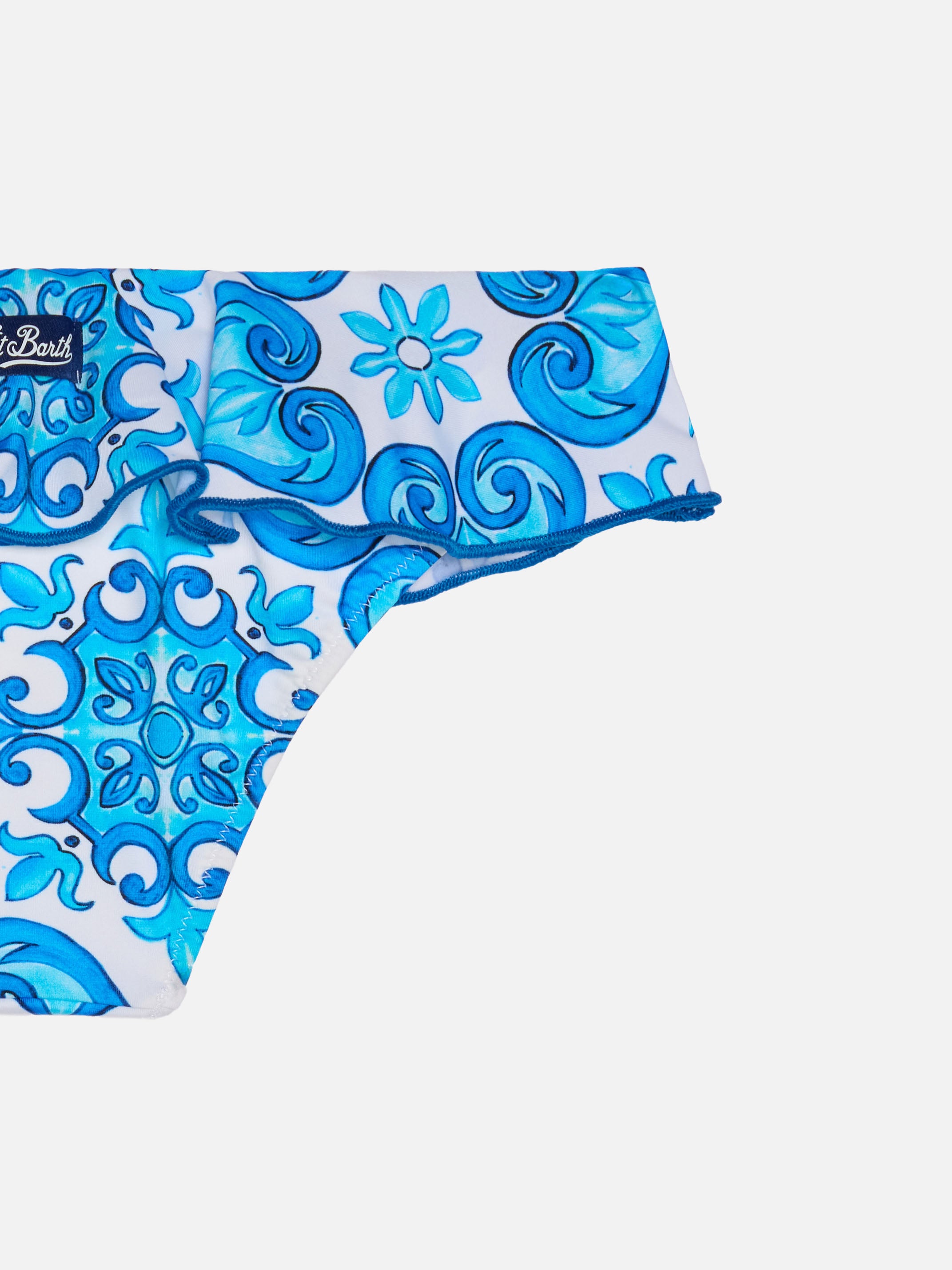 mc2-saint-barth-slip-da-bagno-da-bambina-con-volant-stampa-maiolica-bianca image 3