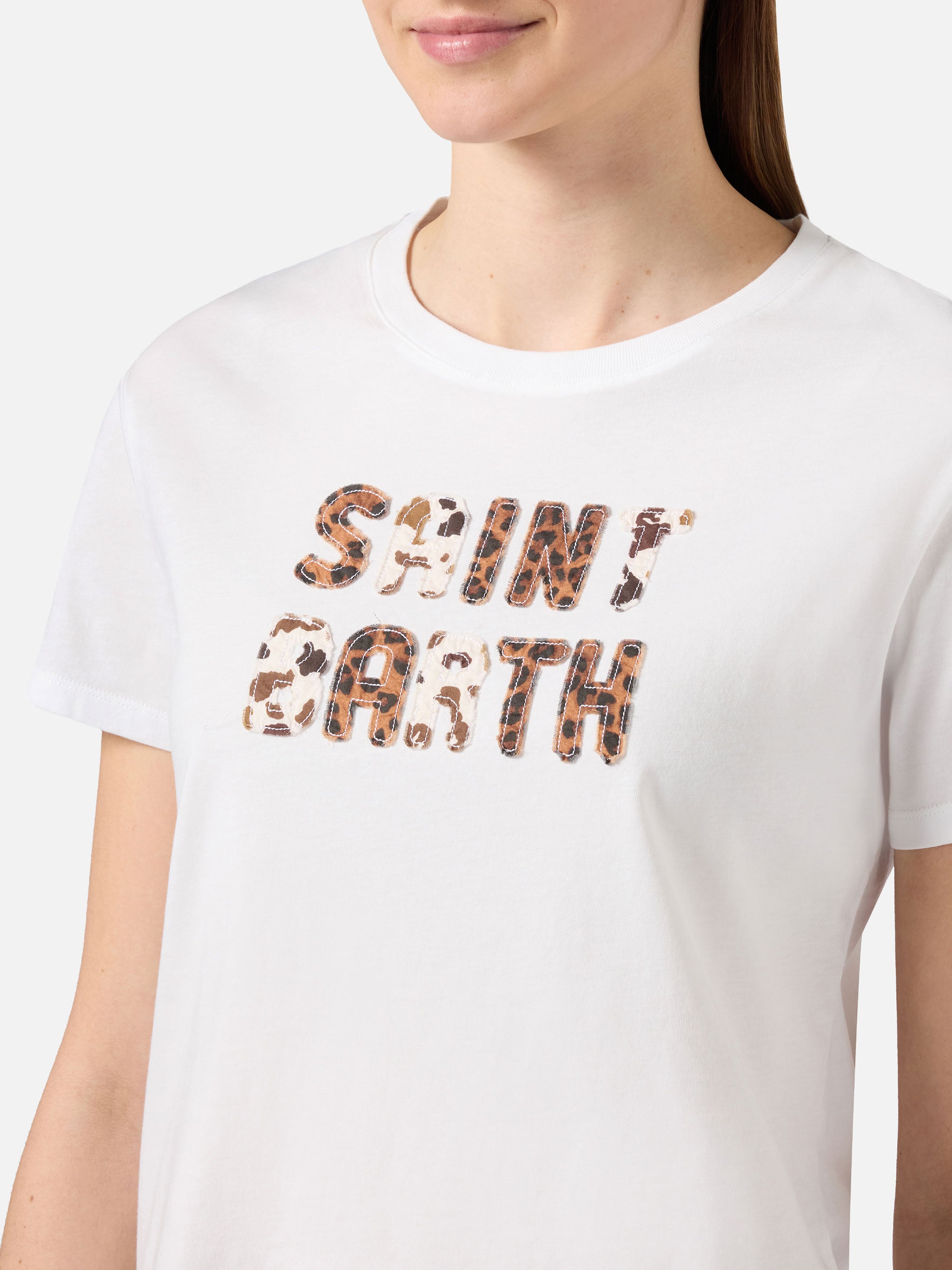 mc2-saint-barth-emilie-t-shirt-donna-bianca-cotone-con-patch-animalier image 3