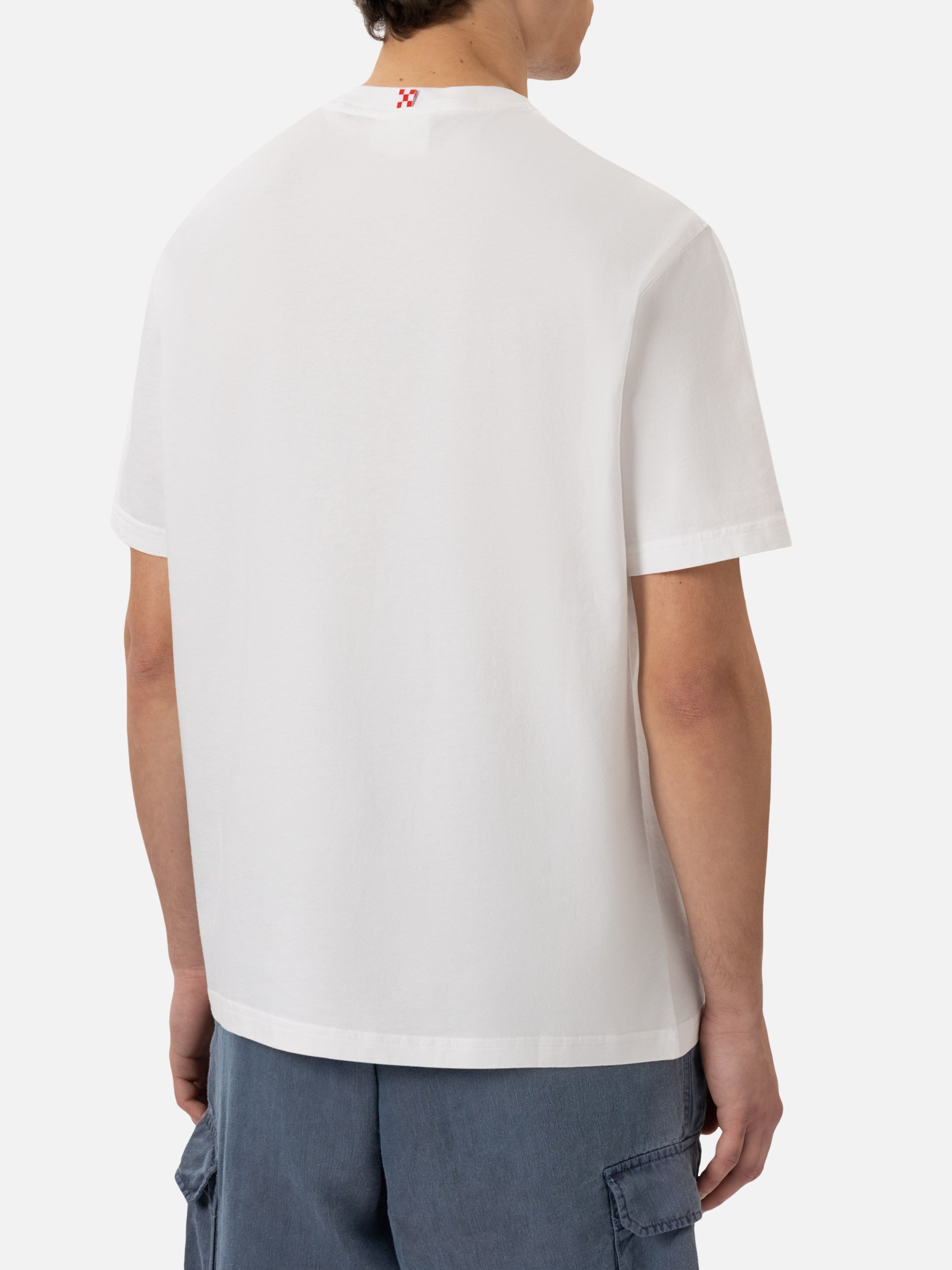 mc2-saint-barth-t-shirt-man-bianca-con-ricamo-gin-tonic-social-club image 3