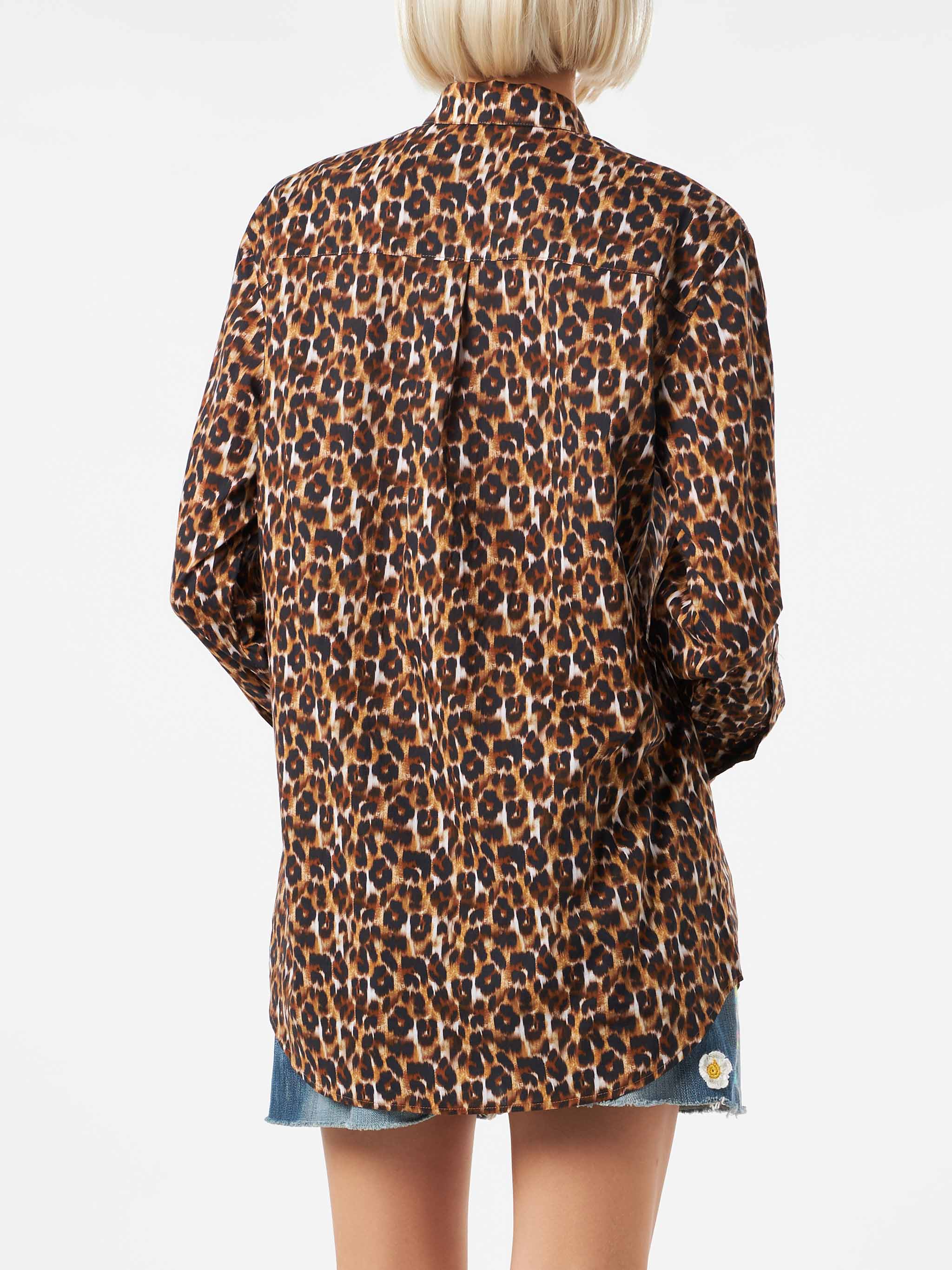 mc2-saint-barth-camicia-in-cotone-stampa-leopardo-con-ricamo image 2
