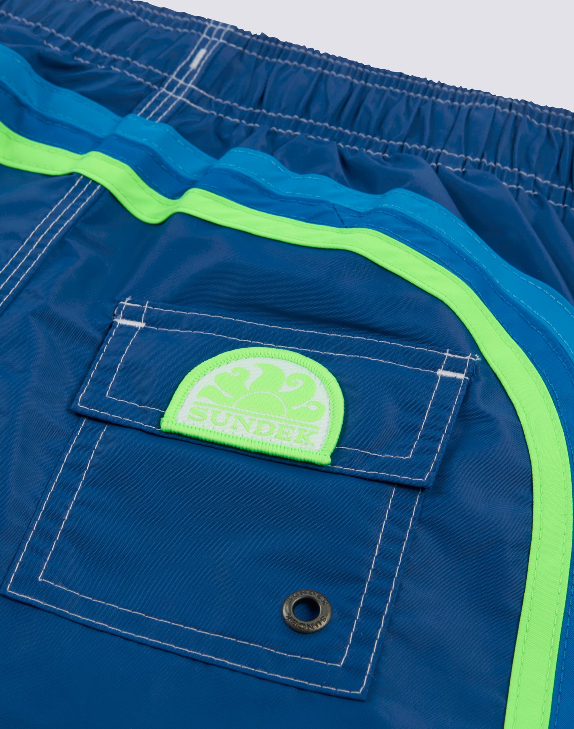 sundek-b504bdta100-costume-boxer-mare-bambino-corto-iconic-in-nylon-taffet image 3