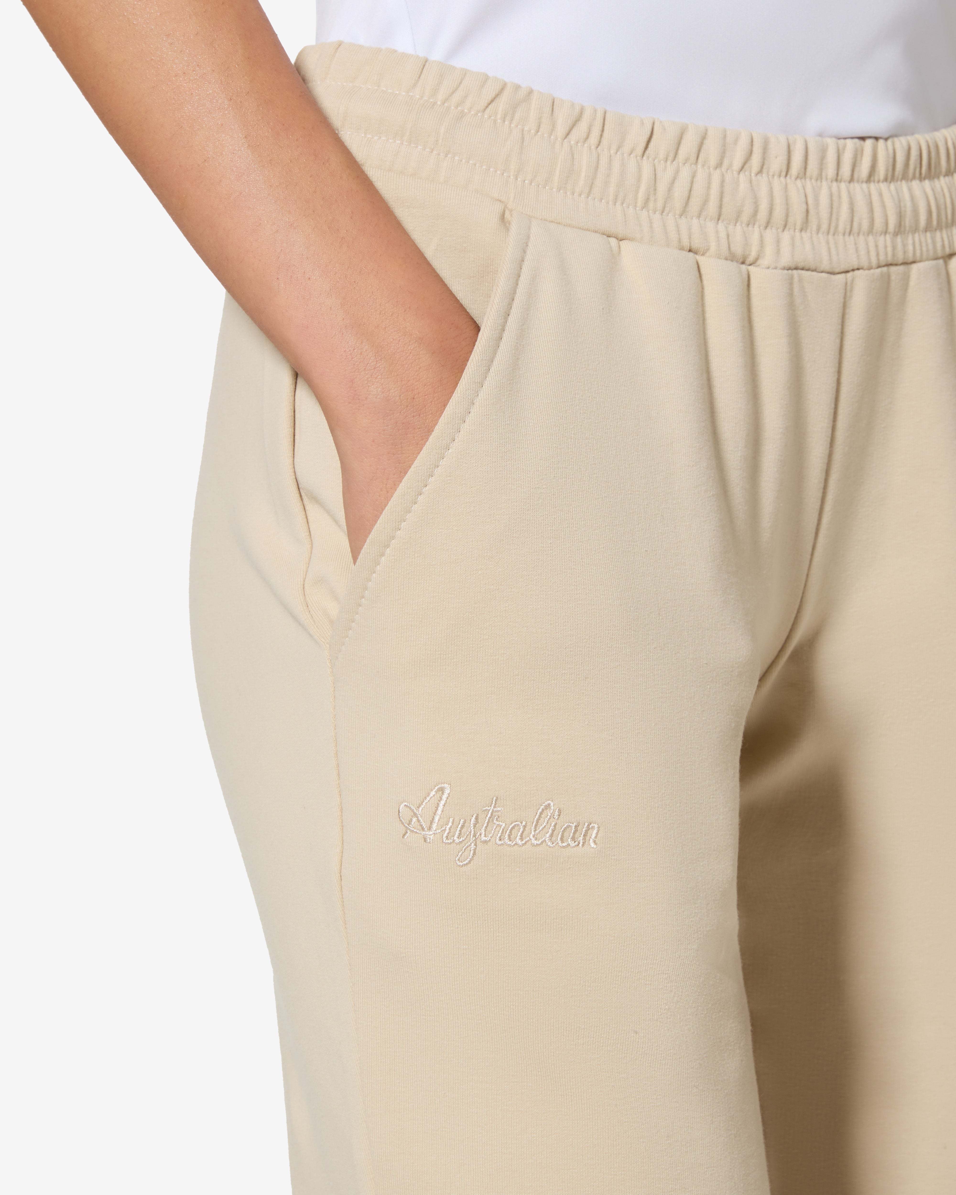australian-essentials-track-pant-pantaloni-in-felpa-sabbia image 4