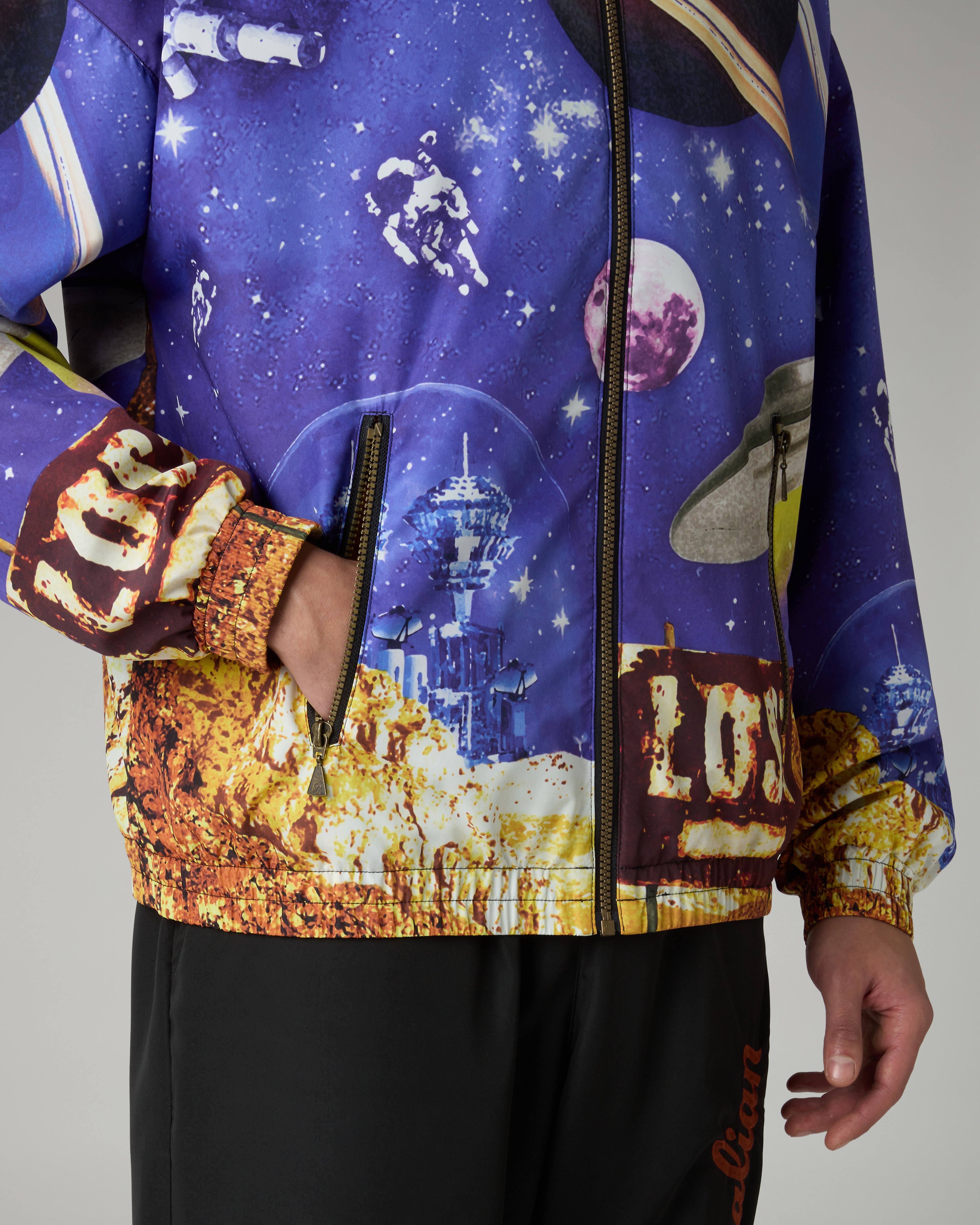 australian-lost-track-jacket-giacca-smash-superleggera-con-stampa-nera image 5