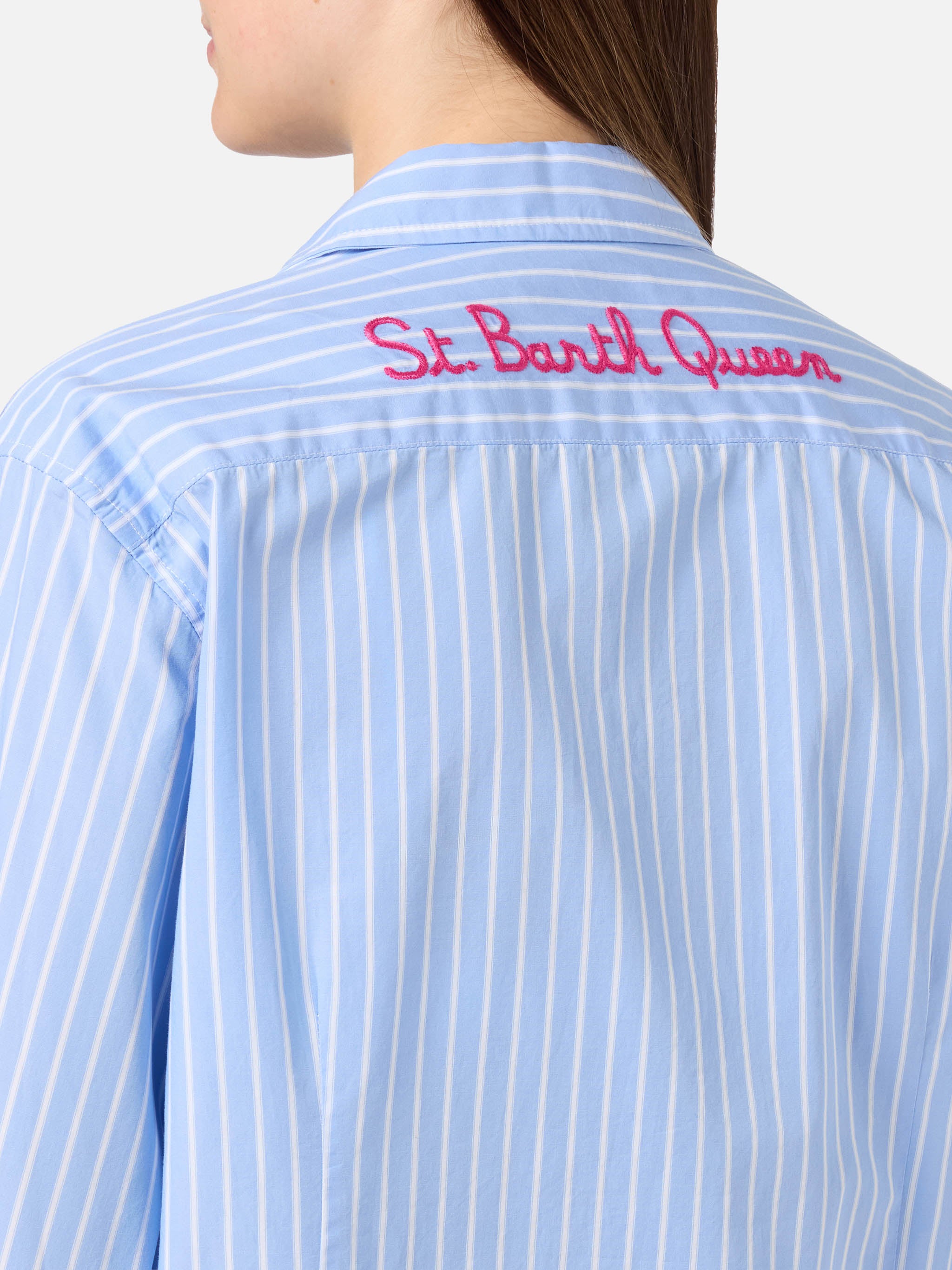 mc2-saint-barth-meredith-camicia-da-donna-in-cotone-popeline-a-righe-azzurre-con image 3
