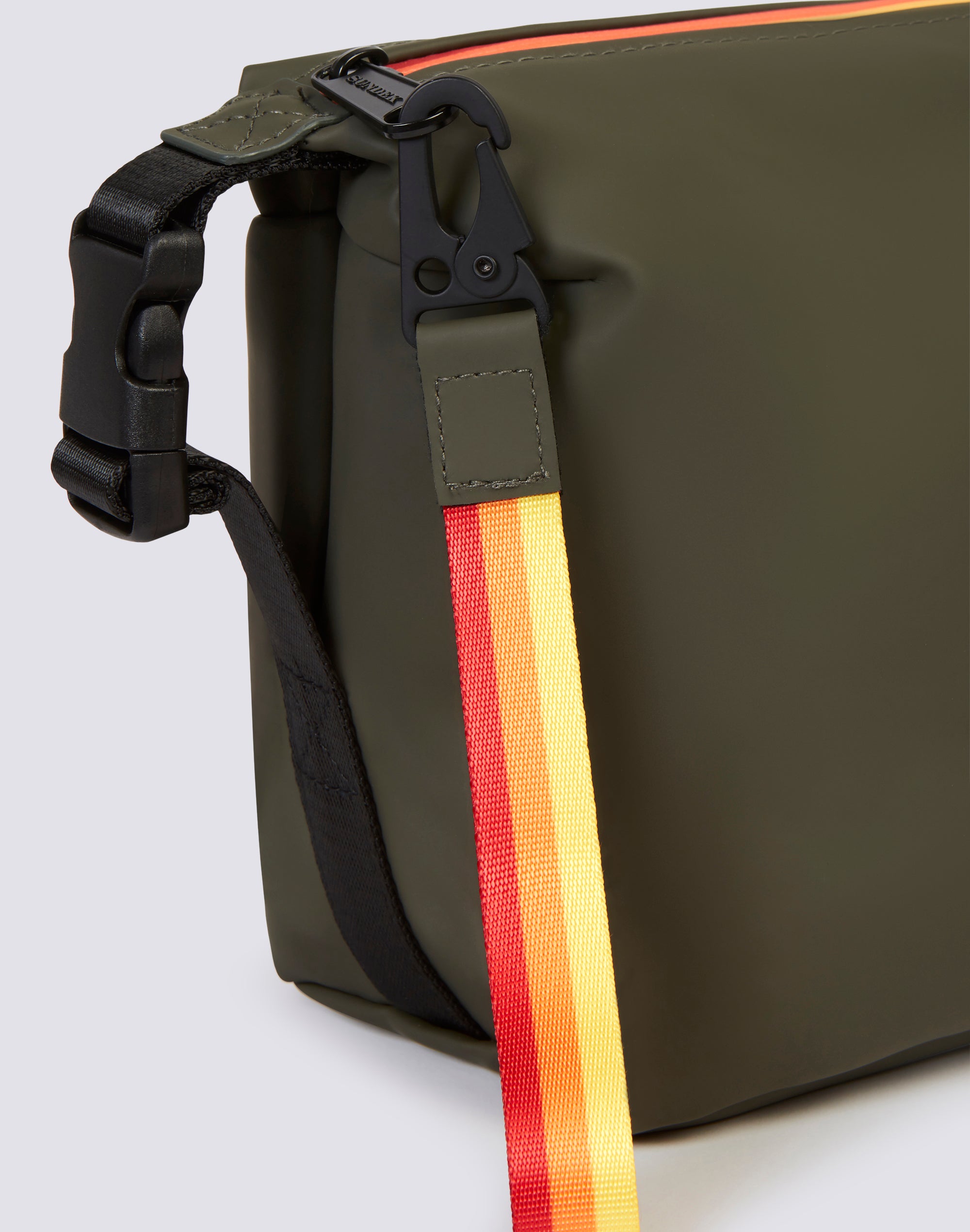 sundek-beauty-case-con-cerniera-saldata-e-tracolla-arcobaleno image 3