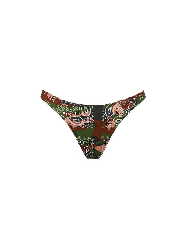 mc2-saint-barth-naomi-slip-mare-cheeky-con-fantasia-mimetica-bandana-da-donna image 1