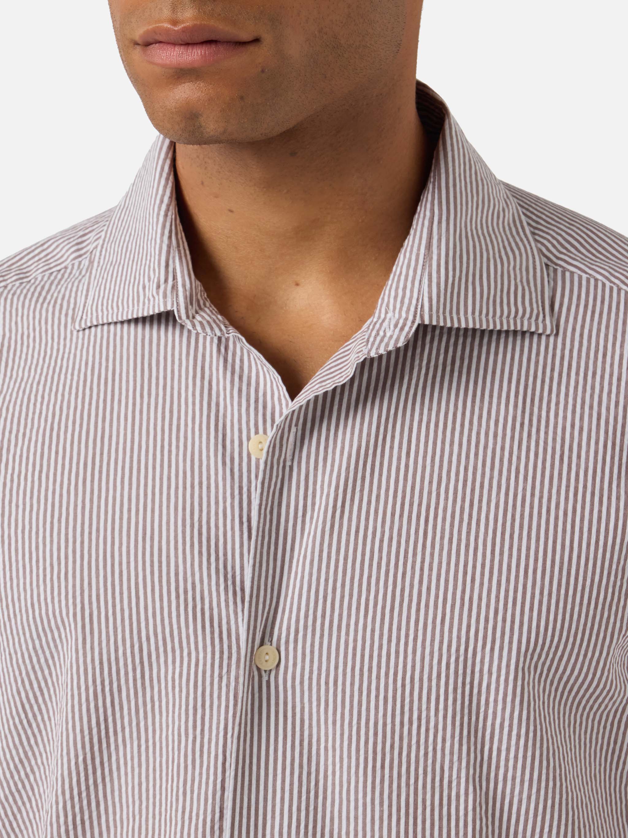 mc2-saint-barth-camicia-pamplona-uomo-seersucker-righe-marroni-maniche-lunghe image 2
