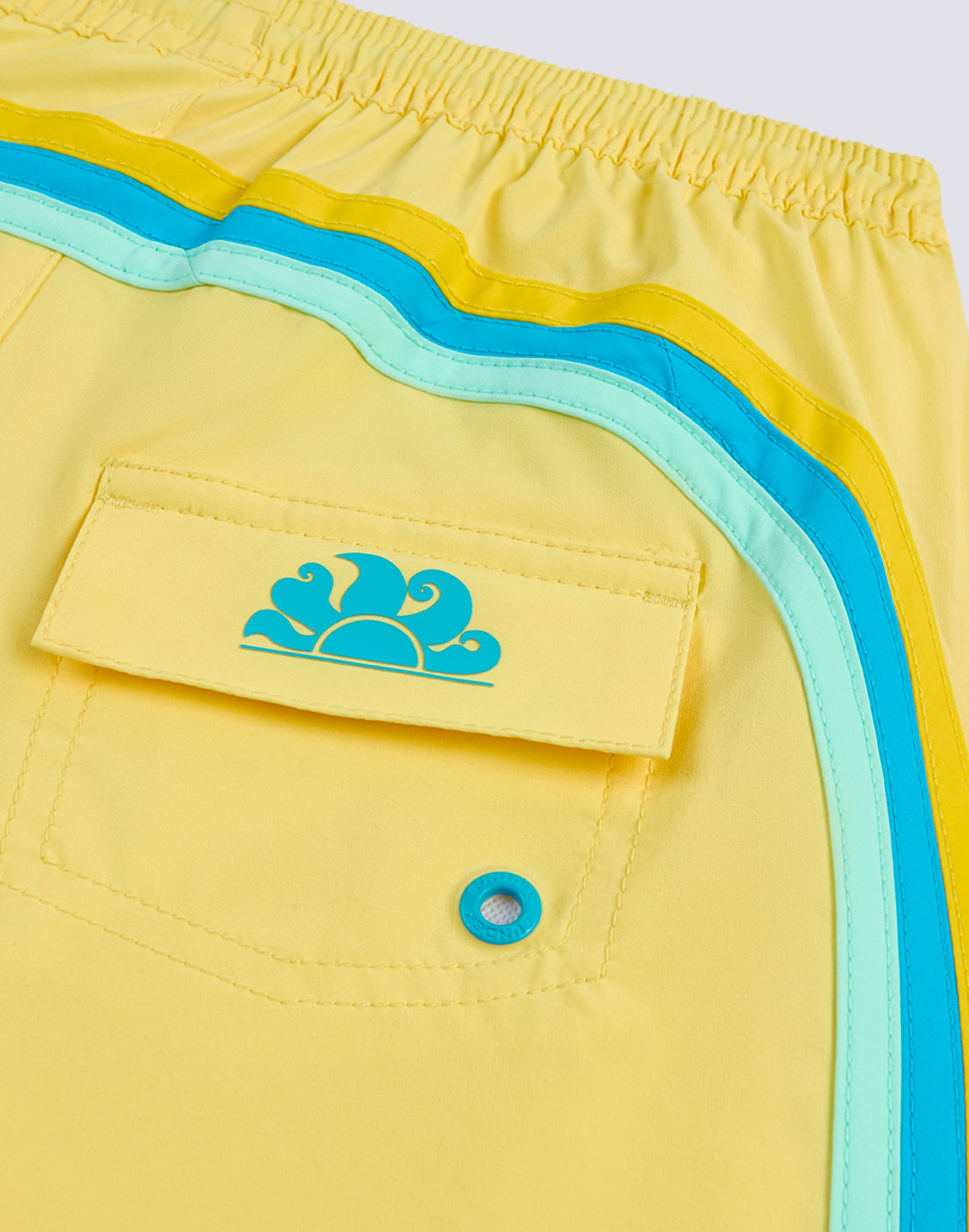 sundek-costume-mare-bambino-corto-4-way-stretch-con-arcobaleno image 3