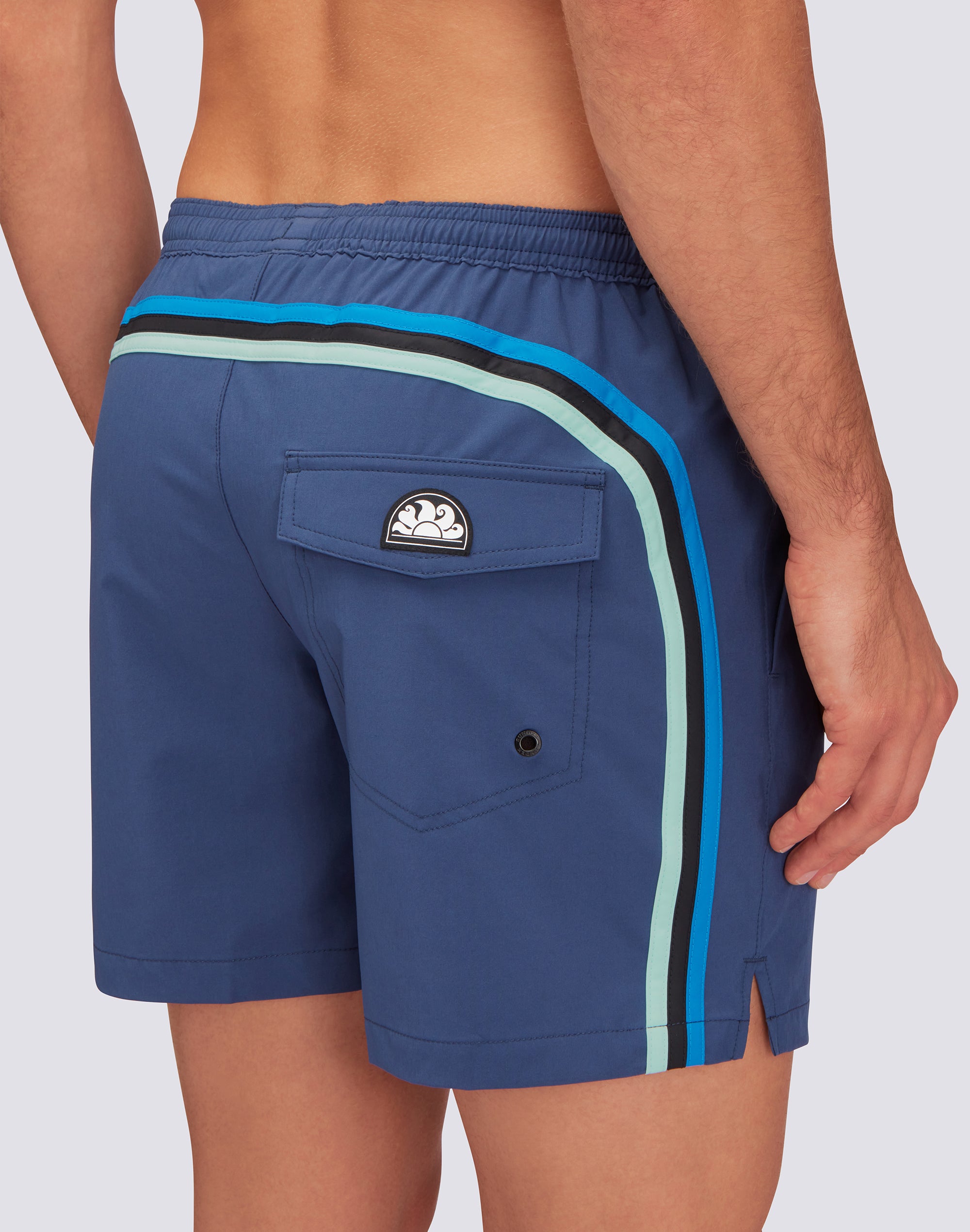 sundek-costume-da-bagno-uomo-vita-elasticata-4-way-stretch-con-custodia-removibi-2 image 4