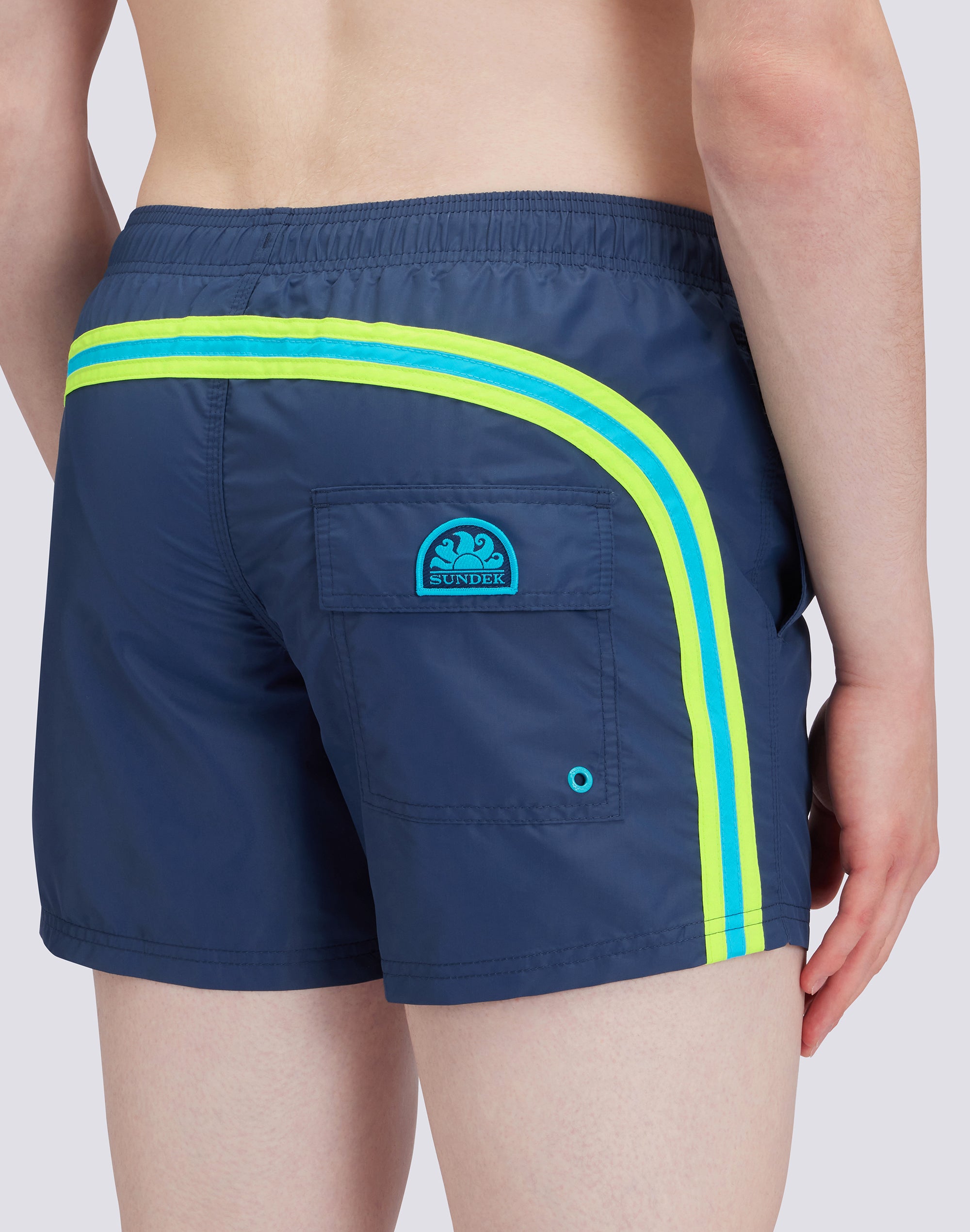 sundek-costume-da-bagno-corto-uomo-vita-elasticata-iconic-taffeta-arcobaleno-2-c image 3