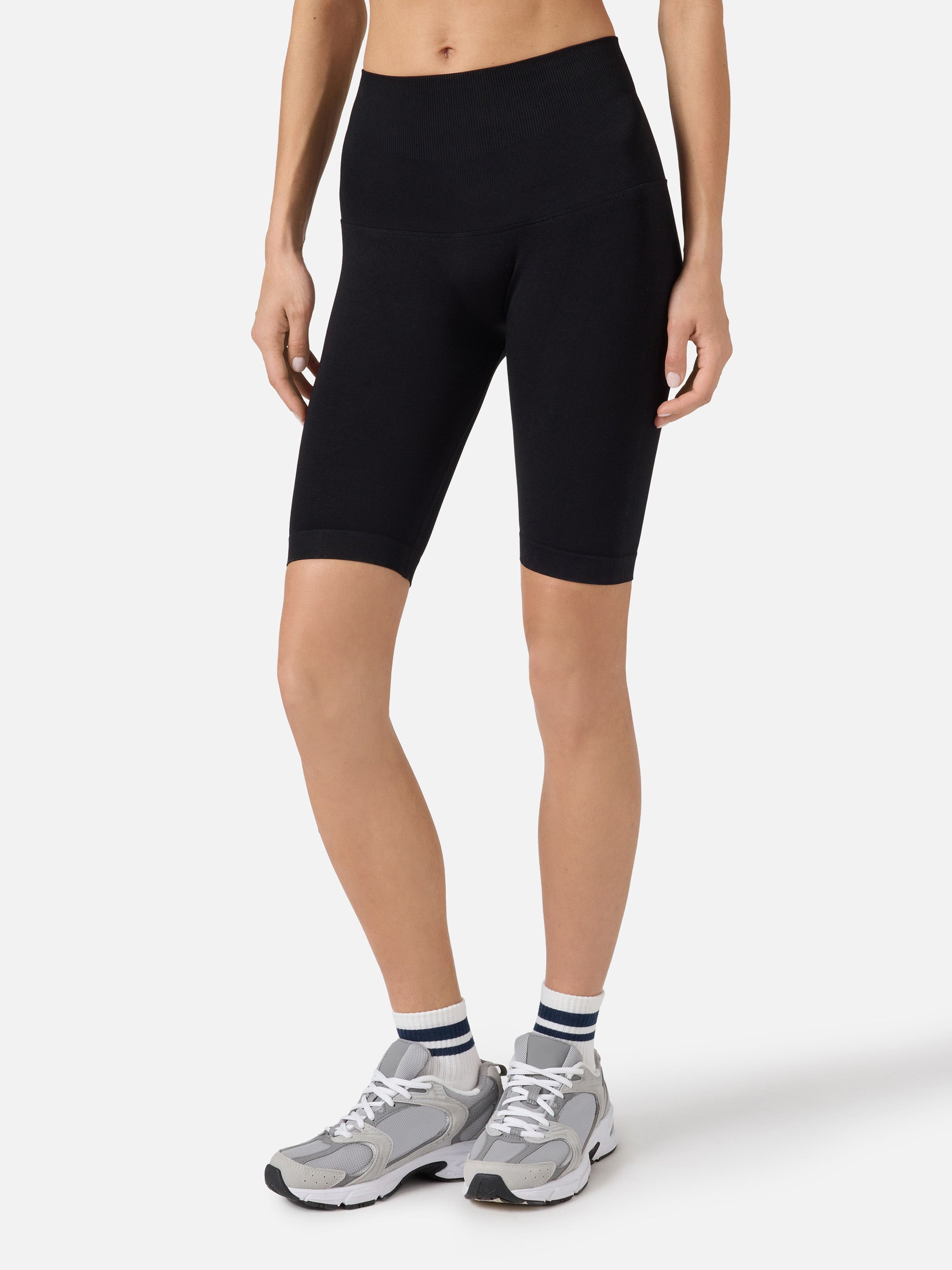mc2-saint-barth-leggings-corti-vega-donna-in-tessuto-tecnico-nero image 2