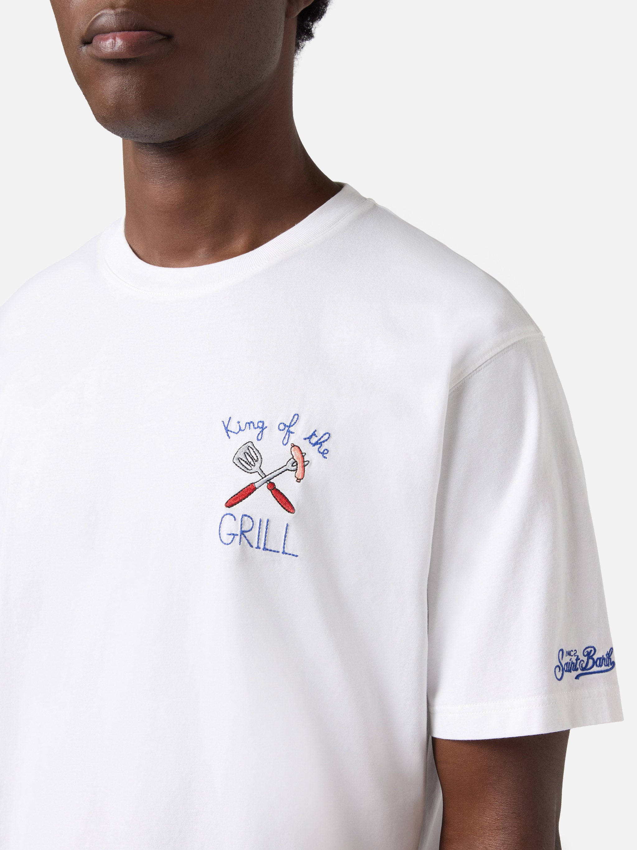 mc2-saint-barth-t-shirt-portofino-uomo-bianca-in-cotone-con-ricamo-king-of-the-g image 2