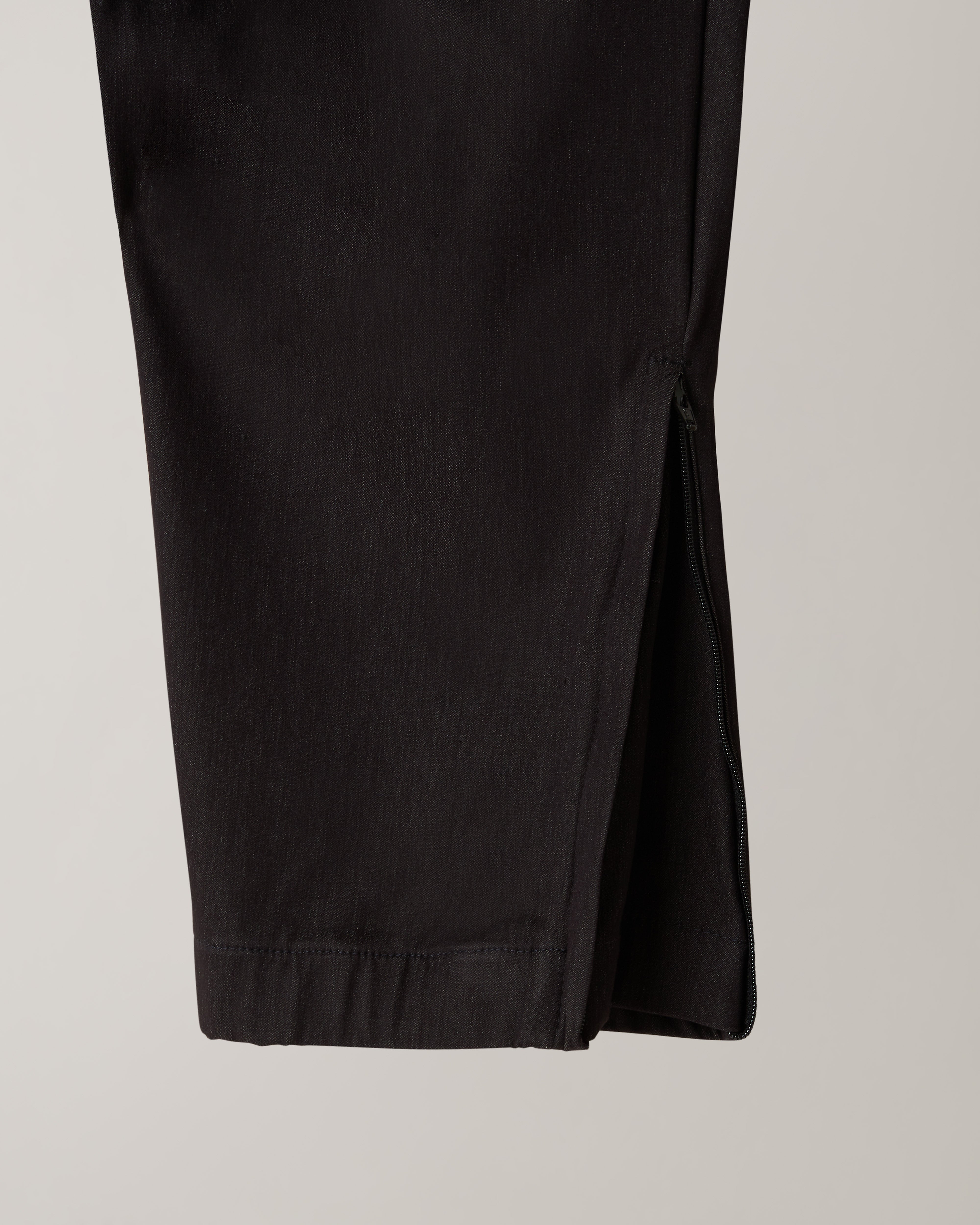 australian-denim-track-pant-archive-pantalone-in-denim-nero image 7