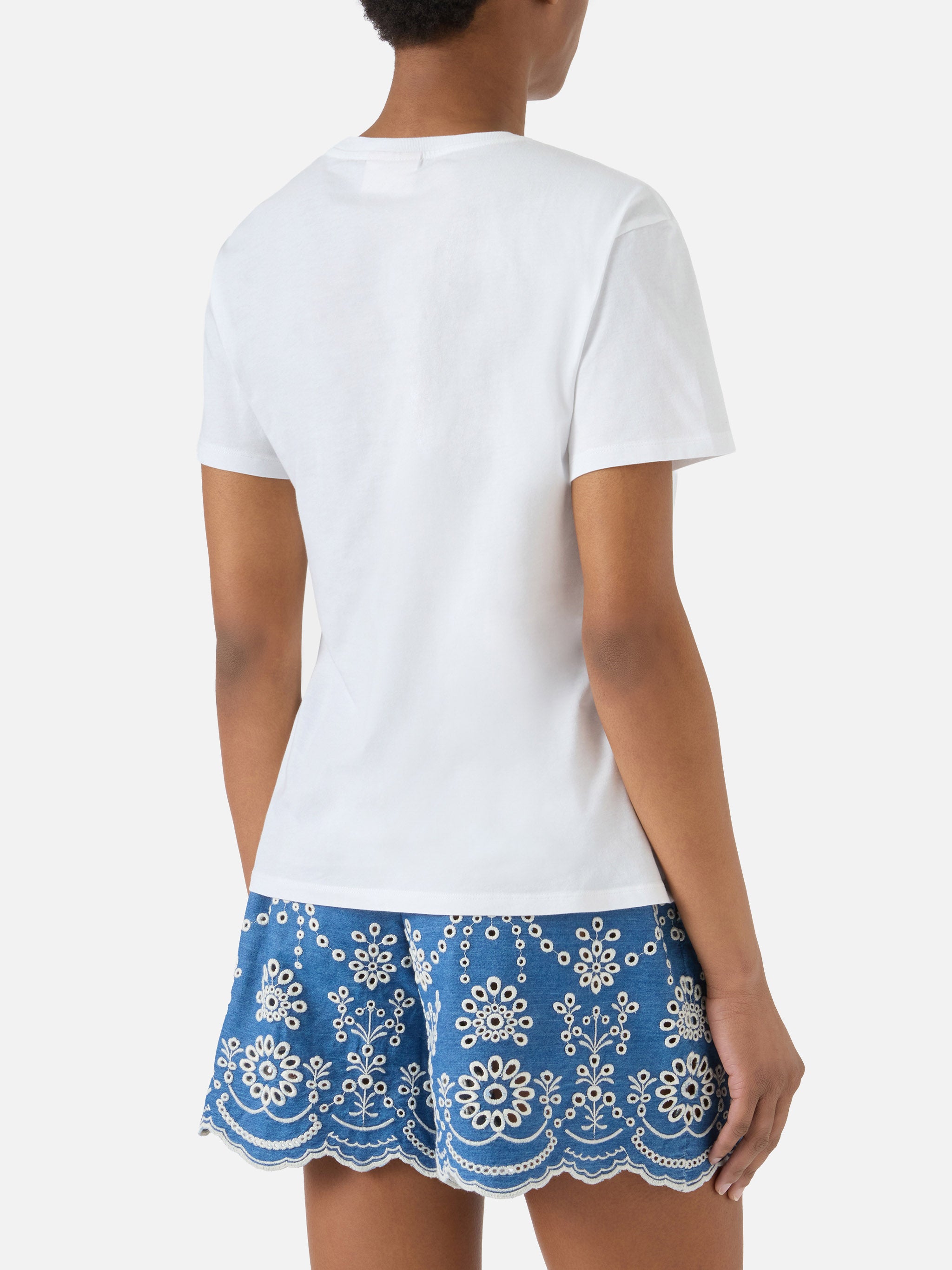 mc2-saint-barth-t-shirt-emilie-bianca-con-ricamo-bikini-obsession-e-strass image 3
