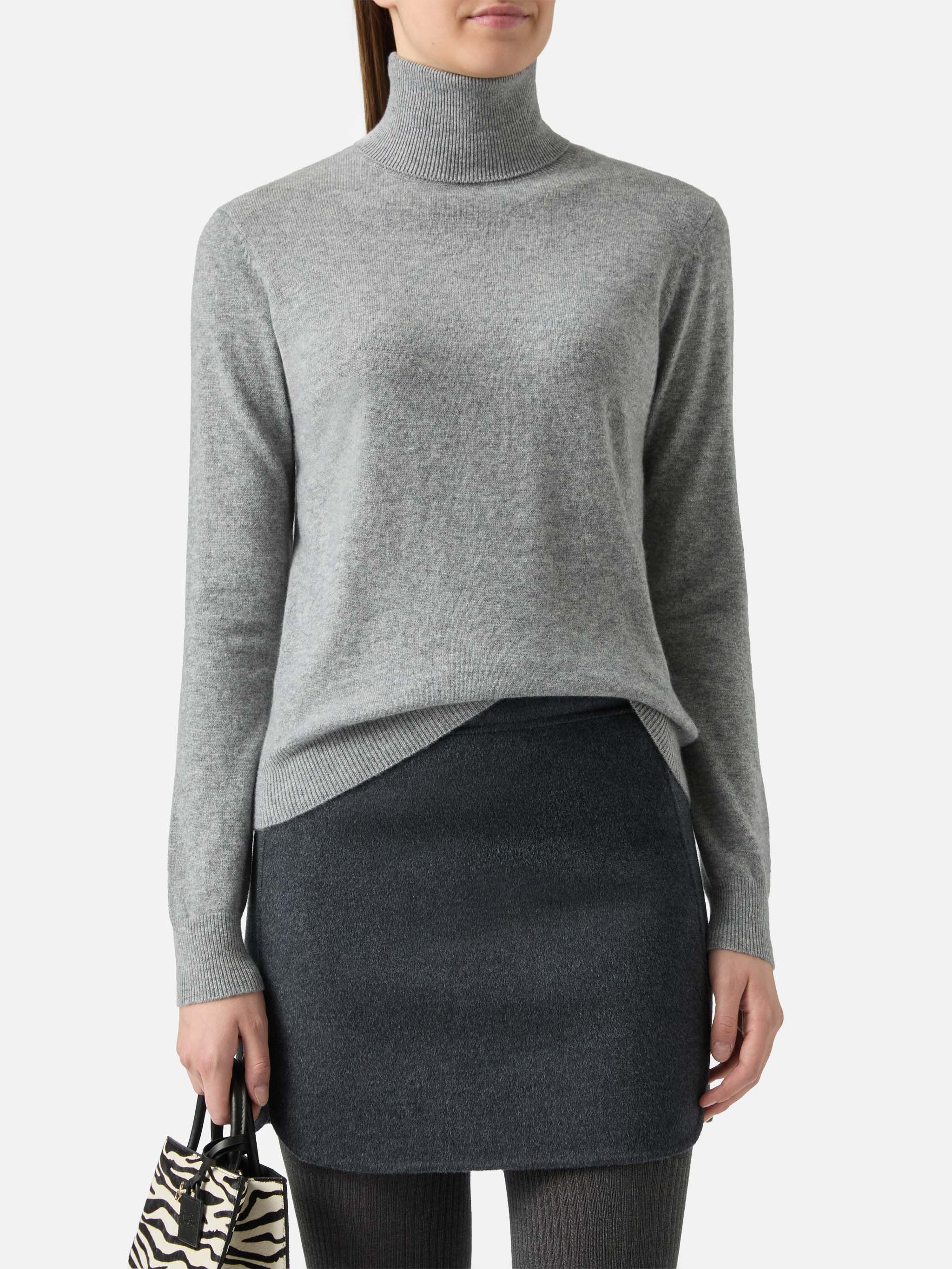 mc2-saint-barth-dolcevita-moody-in-cashmere-grigio-melange-con-ricamo-st-barth image 1