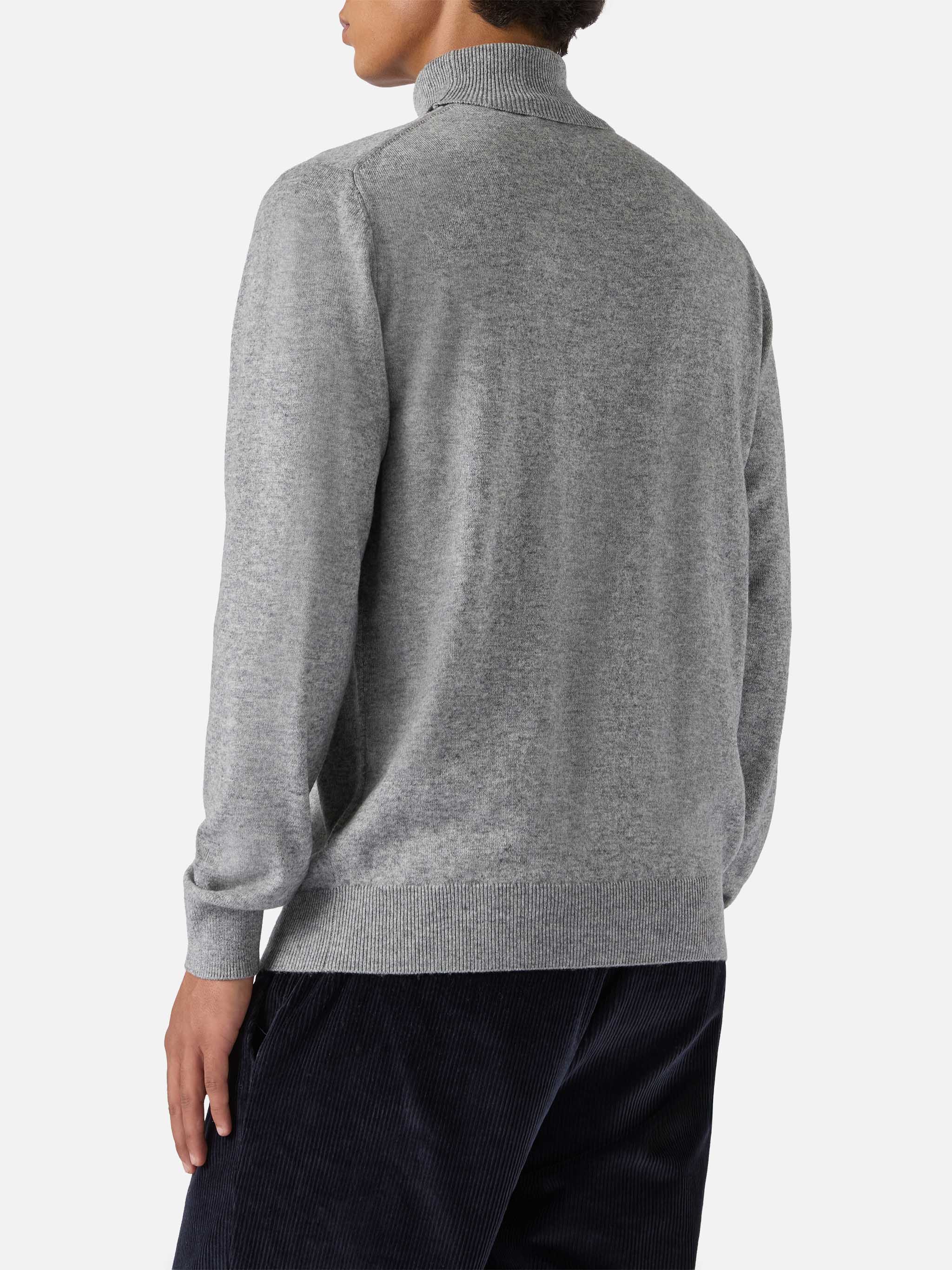 mc2-saint-barth-bond-dolcevita-uomo-in-lana-merino-e-cashmere-grigio-melange image 4