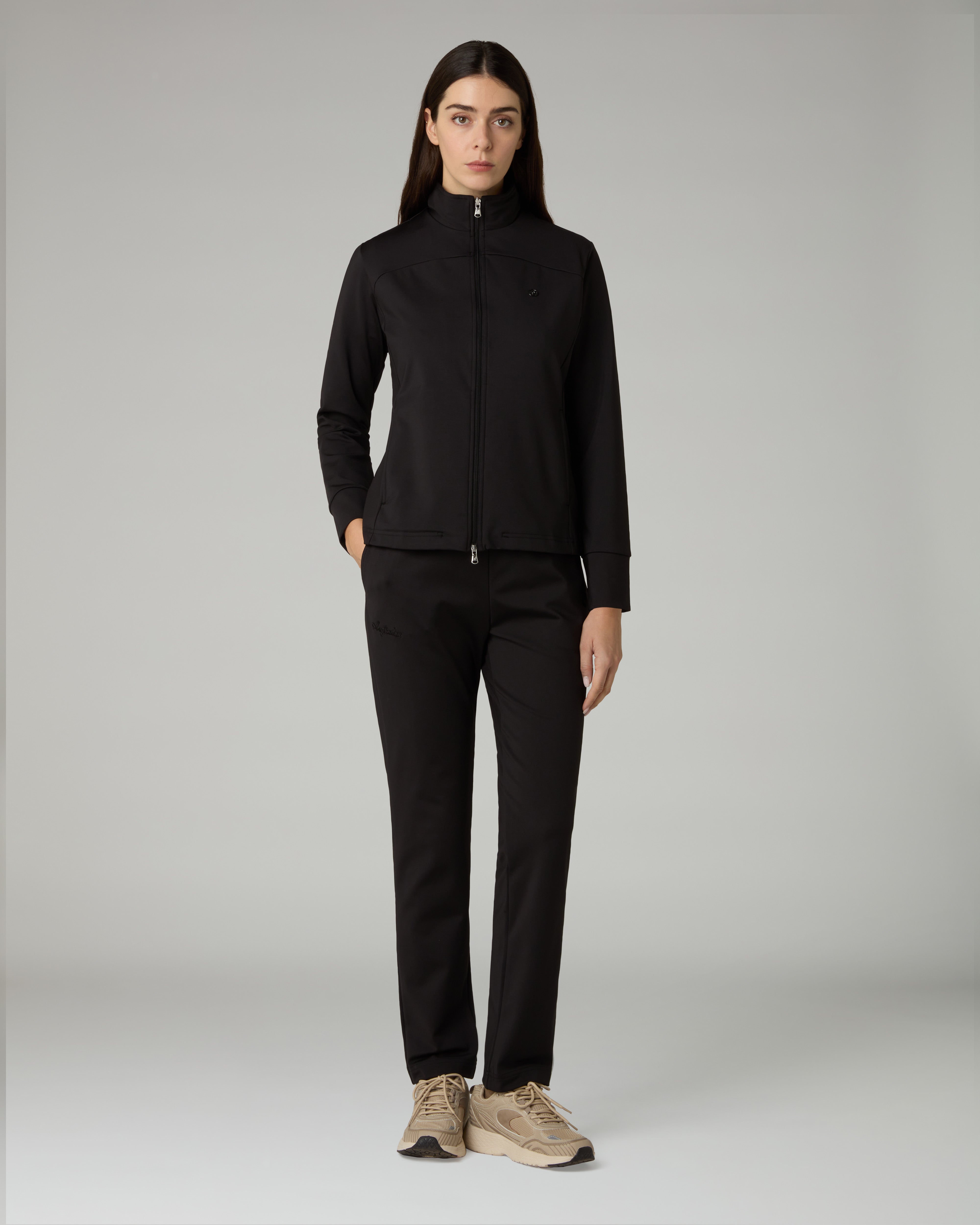 australian-essential-tracksuit-in-tessuto-silky-touch-nero-made-in-italy image 1