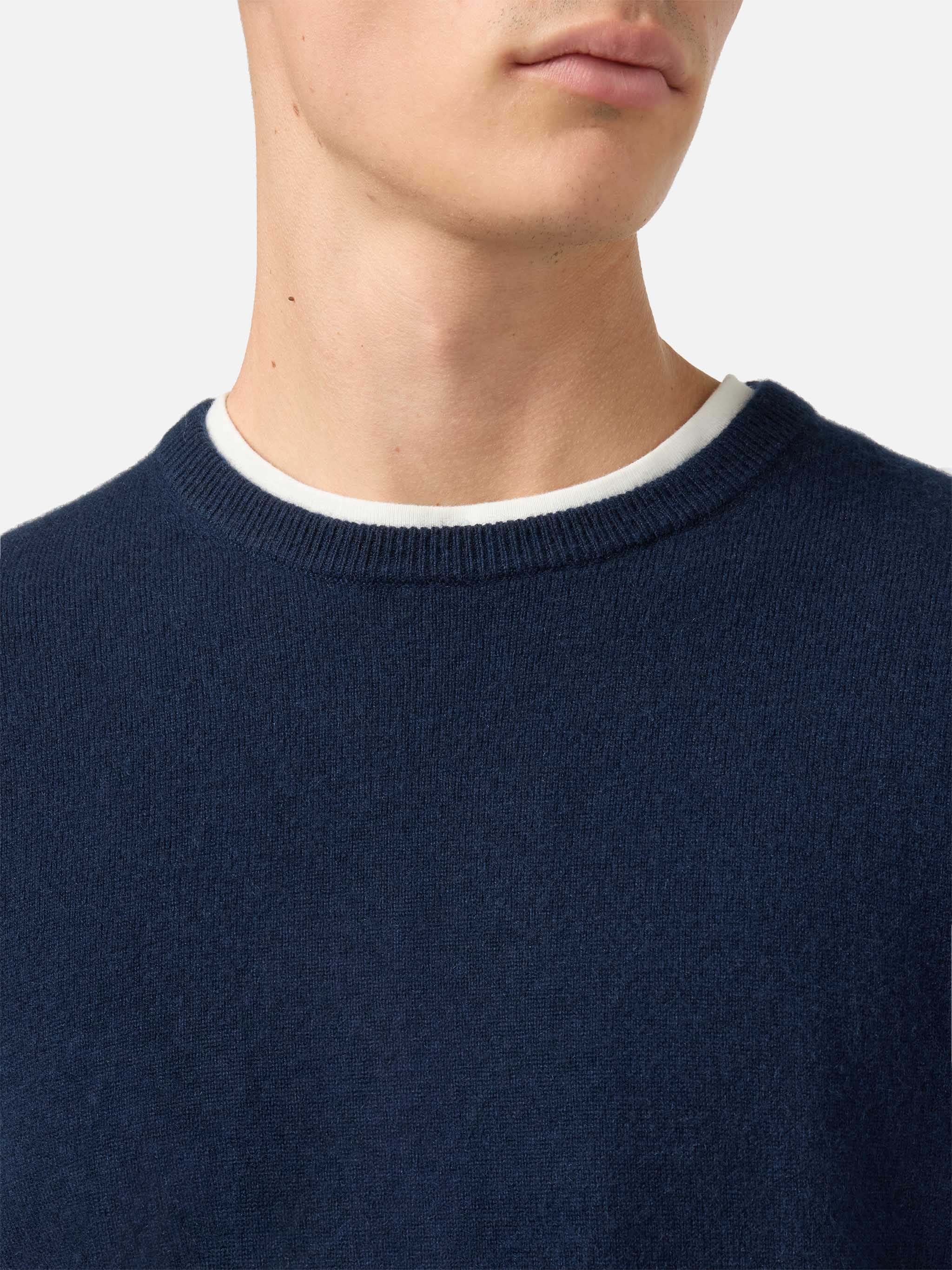 mc2-saint-barth-maglione-uomo-regent-girocollo-blu-notte-100-cashmere image 2