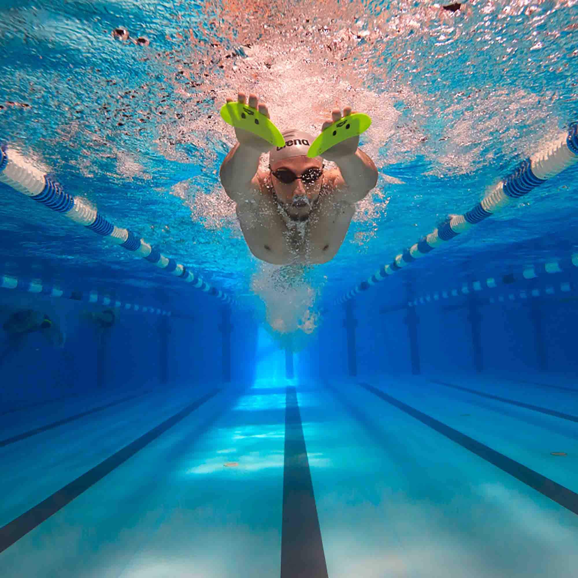 arena-elite-finger-paddle-palette-nuoto-dita image 3