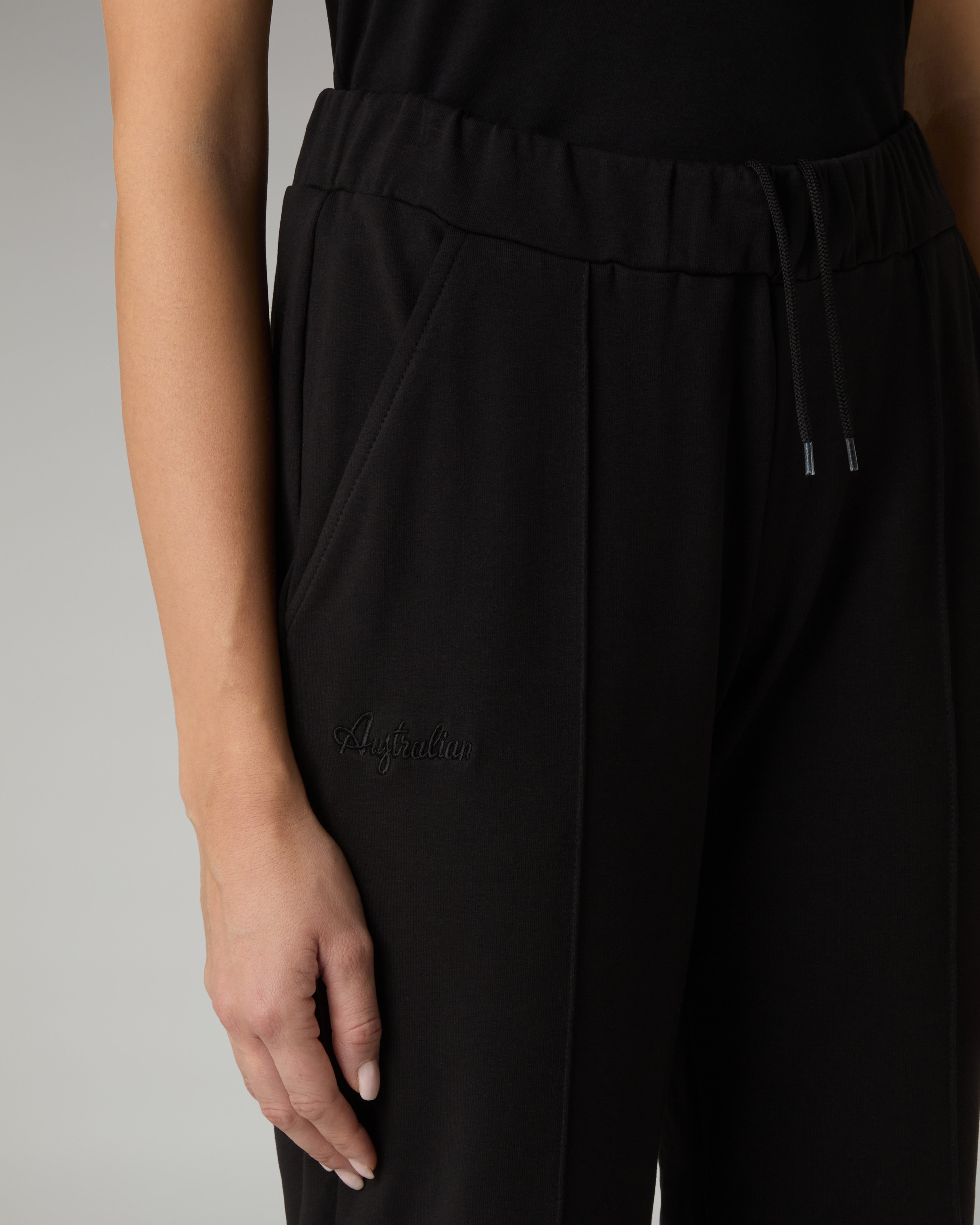 australian-dusty-fleece-tracksuit-tuta-in-felpa-nera-stampata image 6