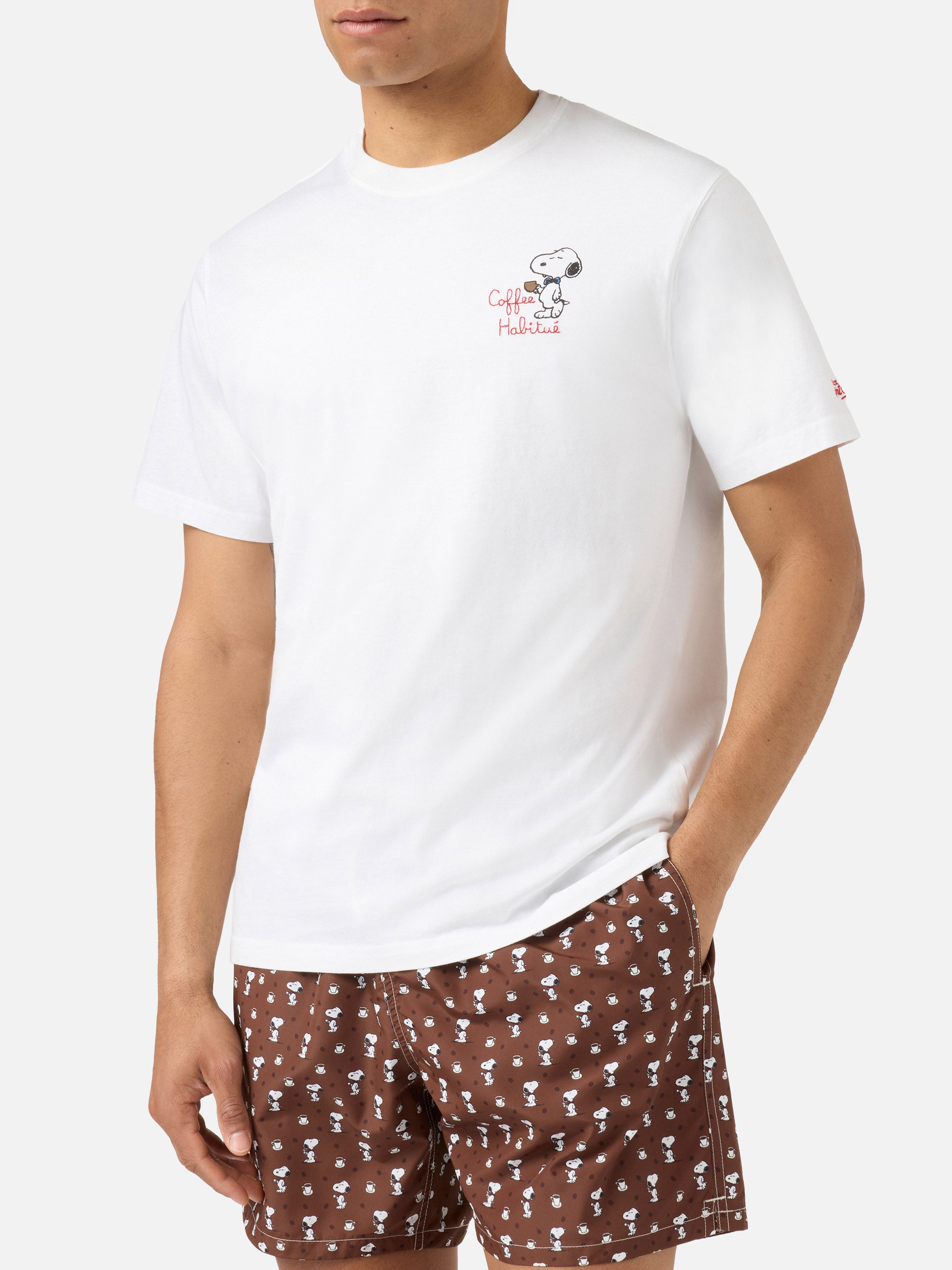 mc2-saint-barth-t-shirt-portofino-uomo-bianca-ricamo-coffee-habitu-peanuts-speci image 3