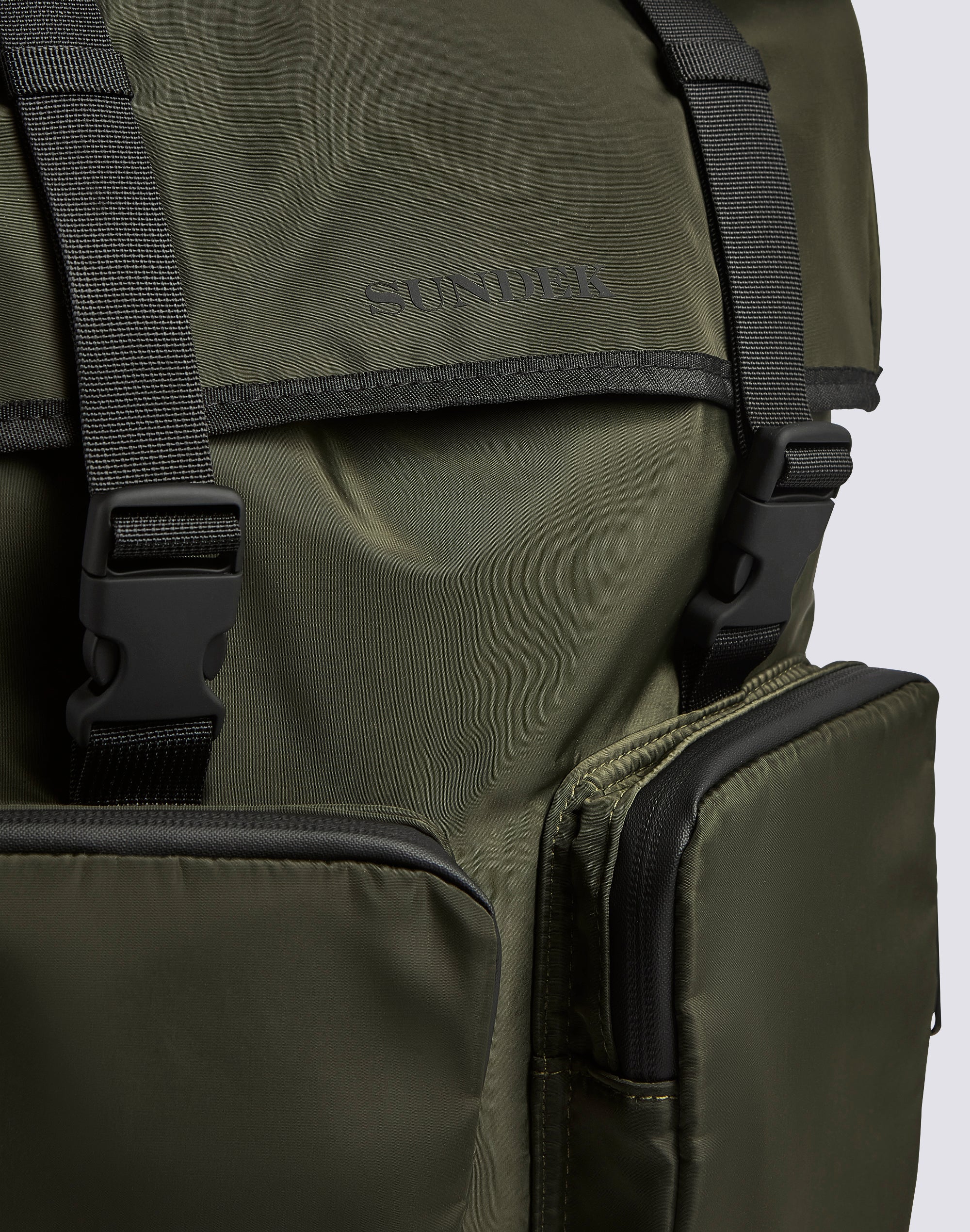 sundek-zaino-in-nylon-shiny-con-tasche-cargo-zaino-urban-uomo image 3