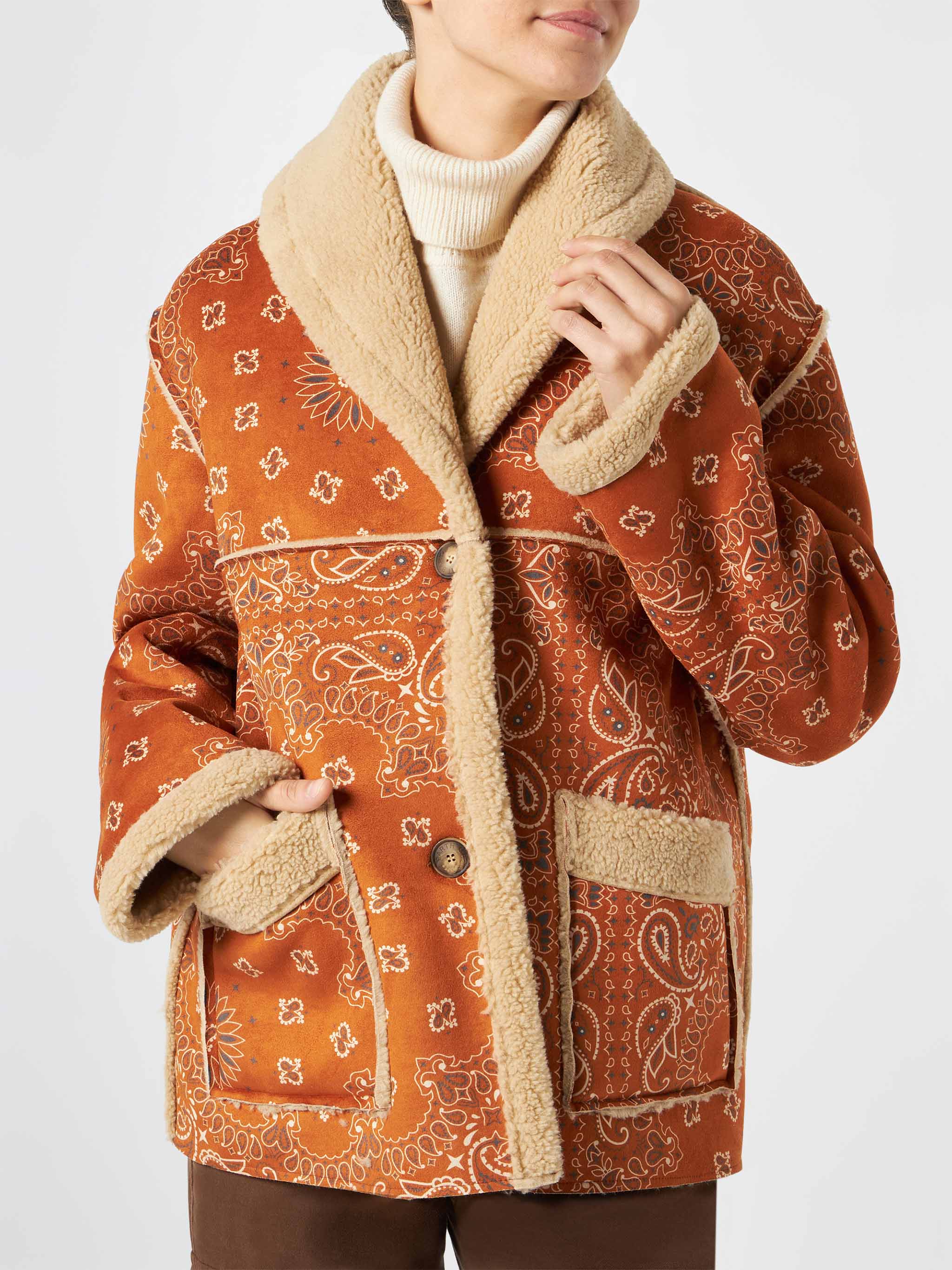 mc2-saint-barth-dorys-giacca-donna-reversibile-shearling-stampa-bandana-beige image 1