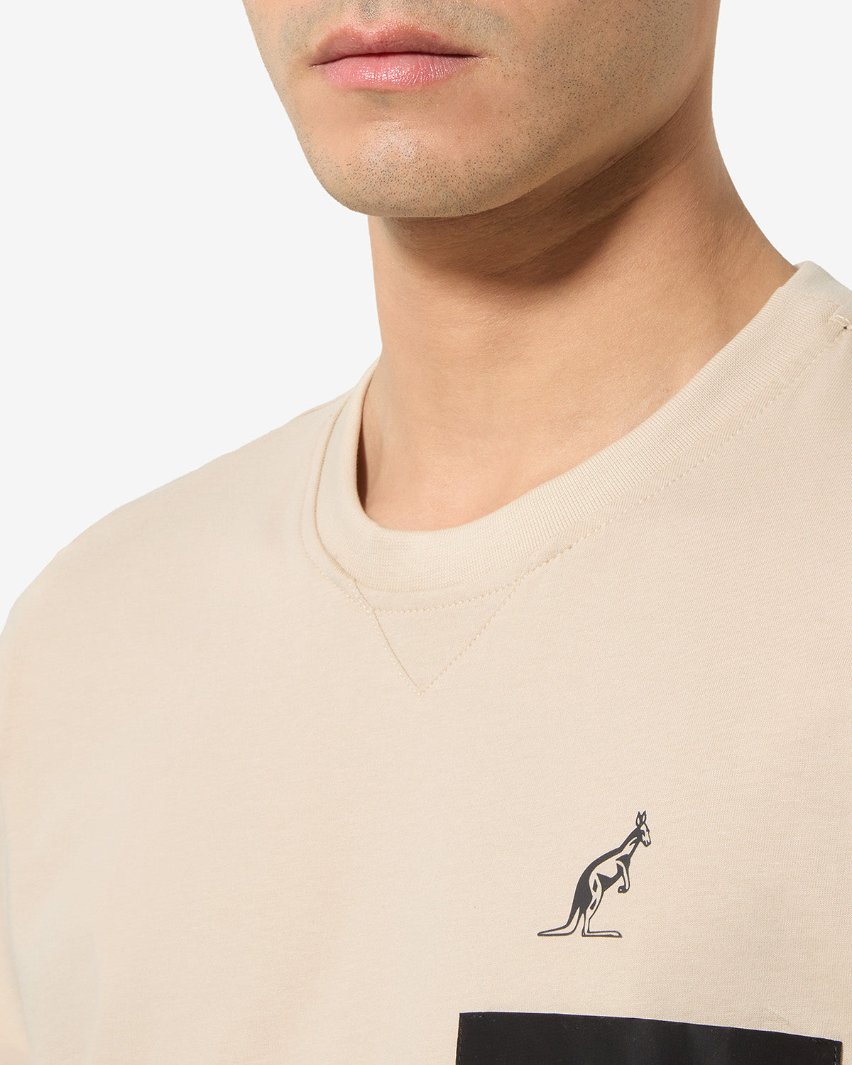 australian-impact-t-shirt-in-cotone-sabbia-con-taschino image 4