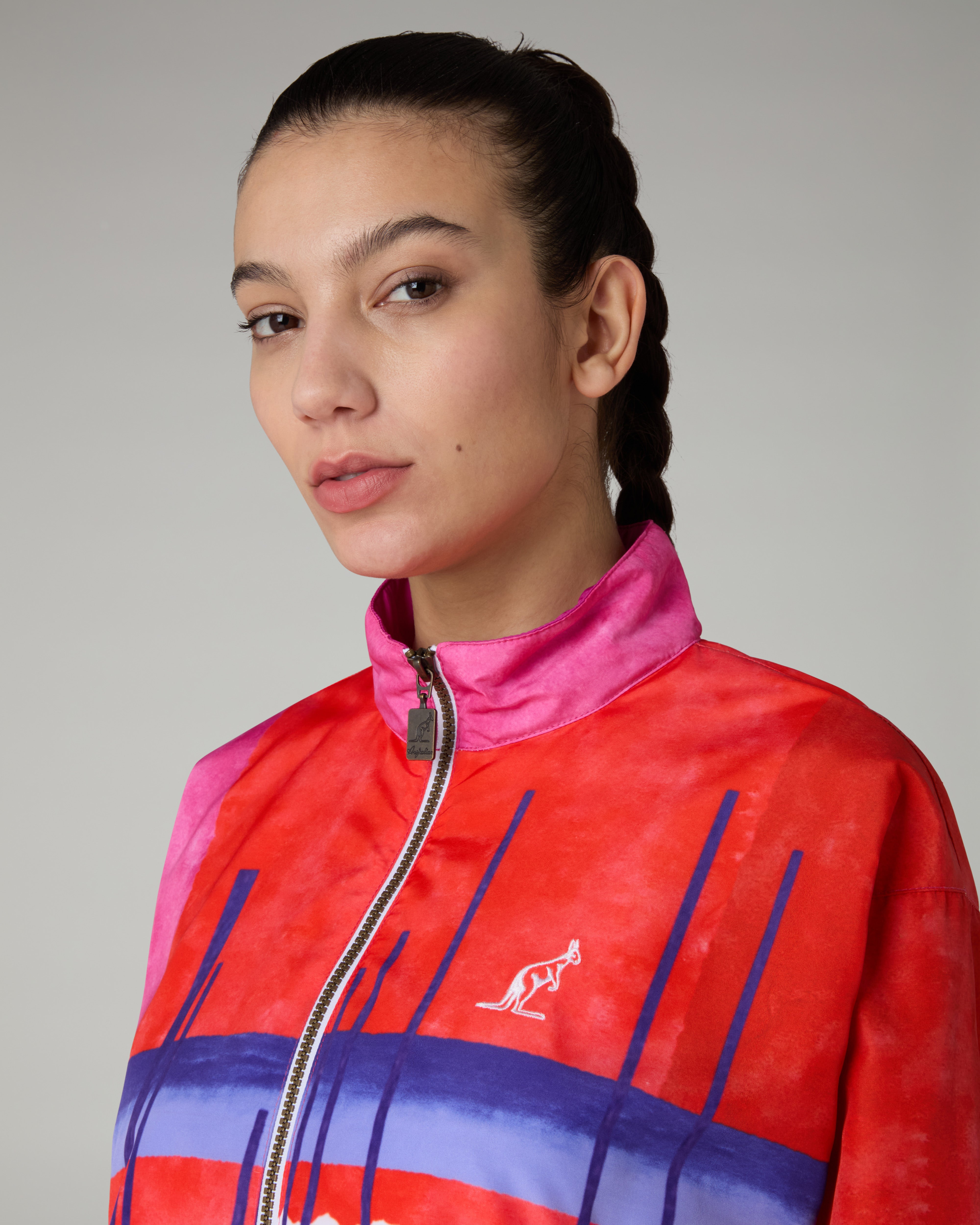 australian-goran-cropped-track-jacket-superleggera-bright-red image 4