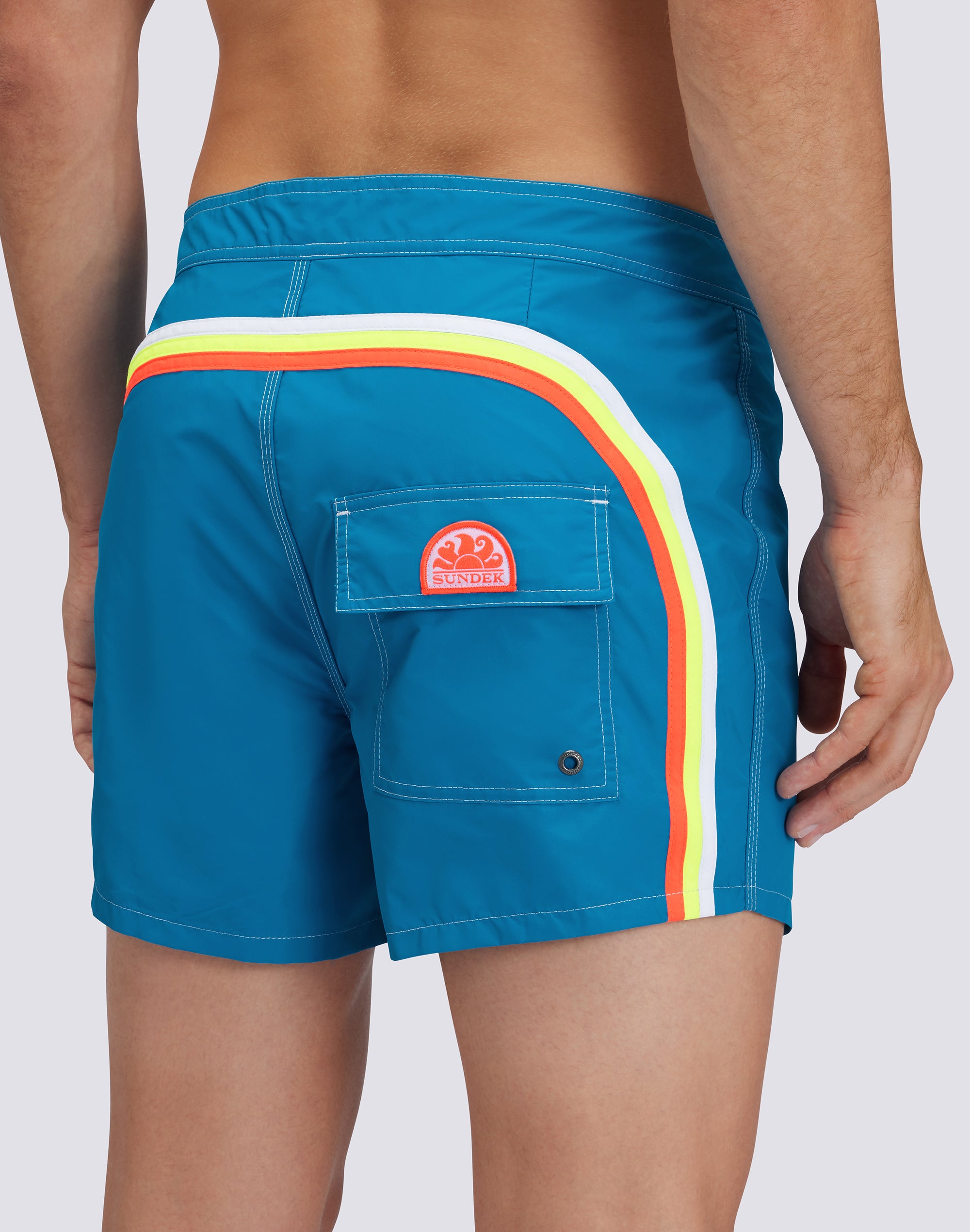 sundek-m502bdta100-iconic-taffeta-costume-da-bagno-corto-vita-fissa-uomo image 3