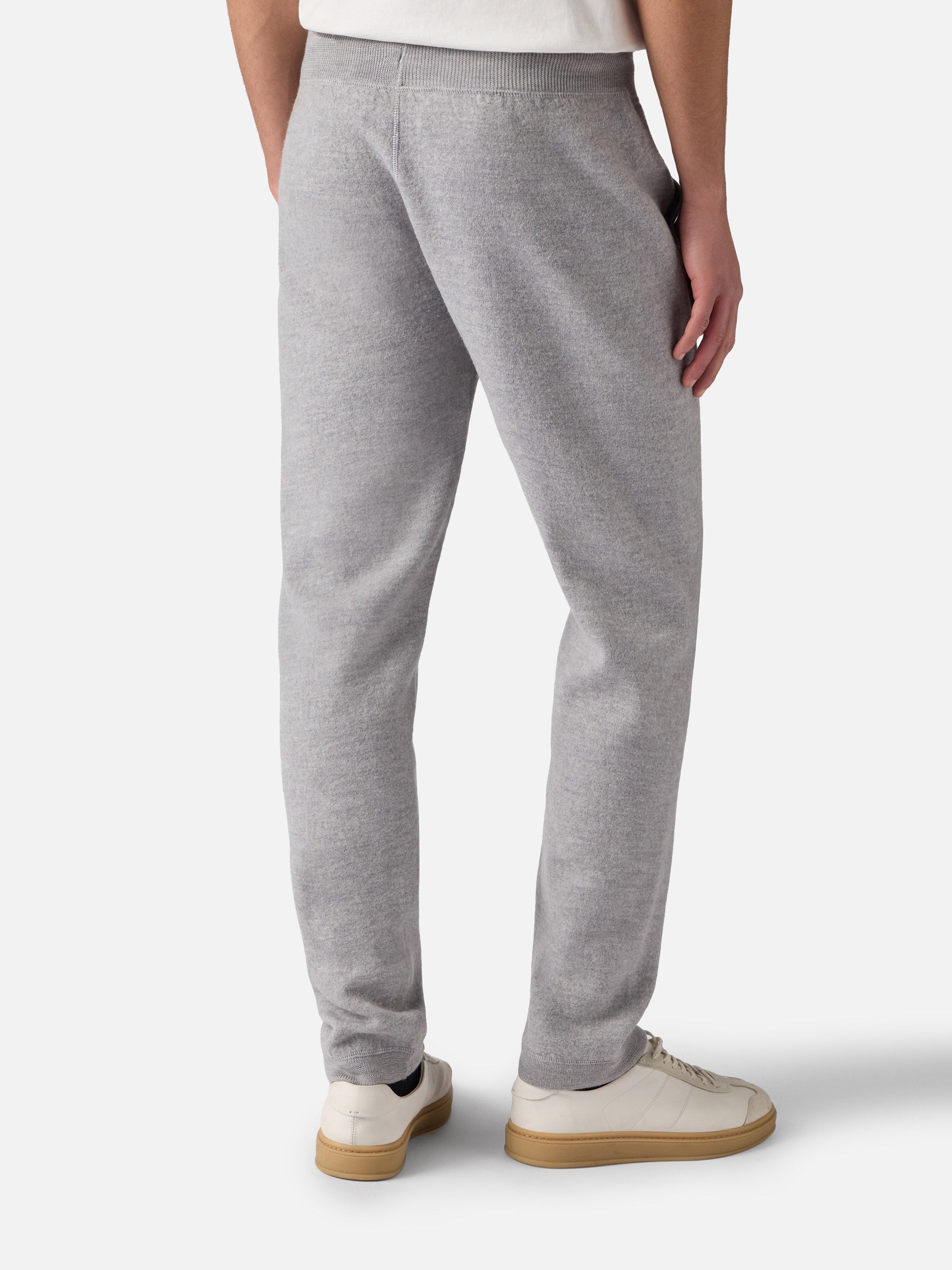 mc2-saint-barth-pantaloni-tuta-track-uomo-in-maglia-grigia-100-lana-merino image 3