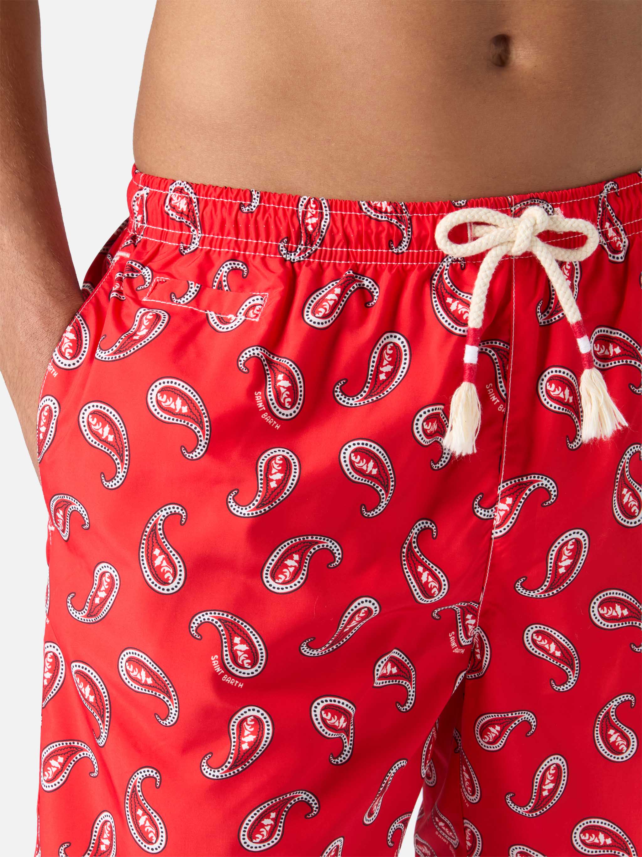 mc2-saint-barth-caprese-costume-mare-uomo-media-lunghezza-stampa-paisley-rossa image 4